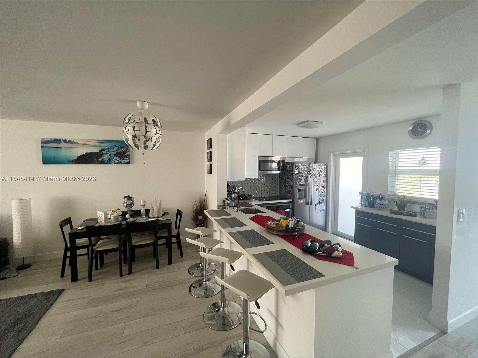 MEADOWBROOK TOWERS CONDO - Residential Lease