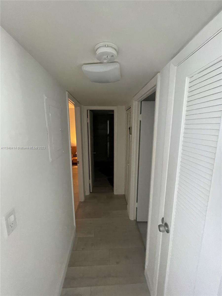 MEADOWBROOK TOWERS CONDO - Residential Lease