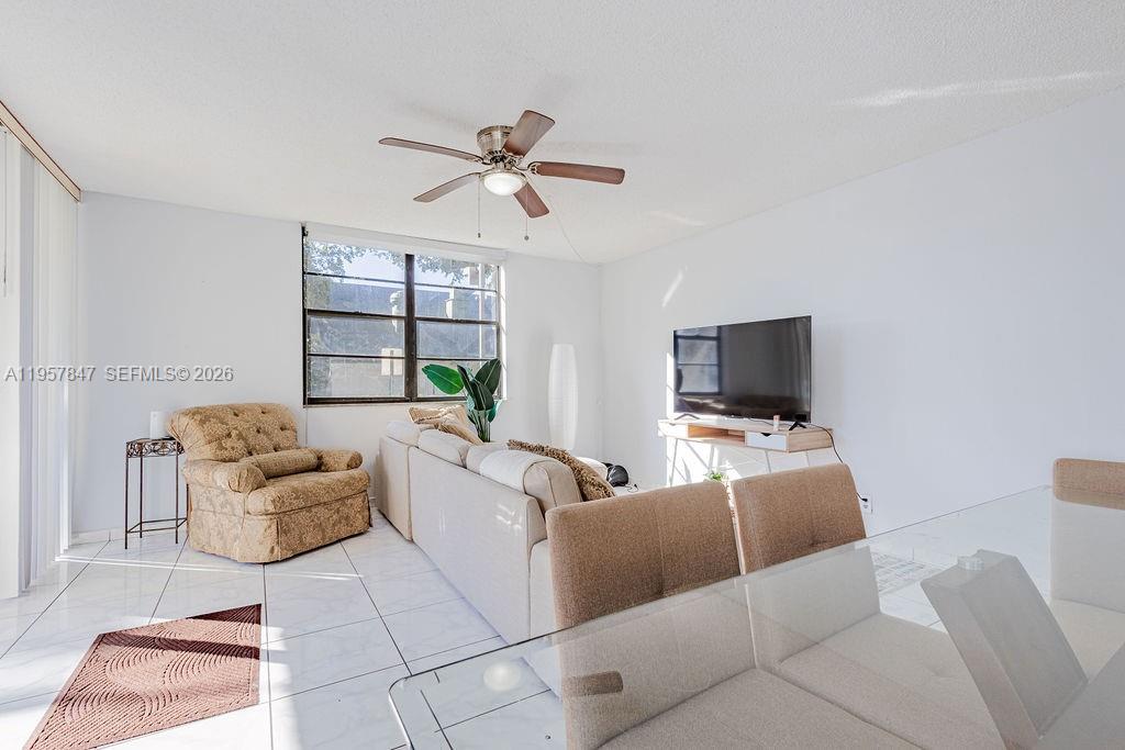 GATE ONE CONDO - Residential