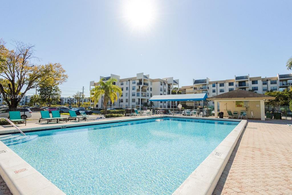 GATE ONE CONDO - Residential