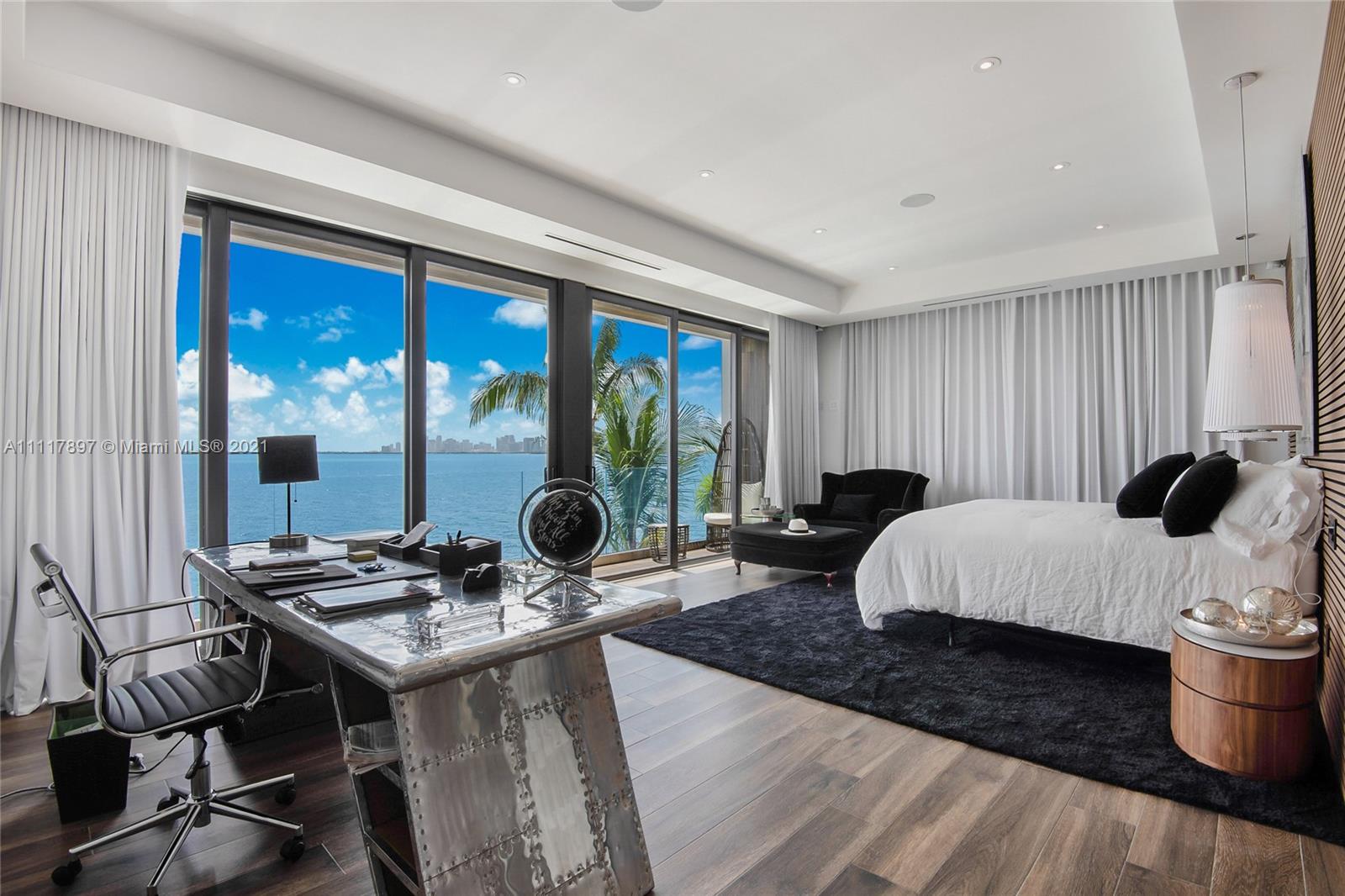TREASURE ISLAND - Residential