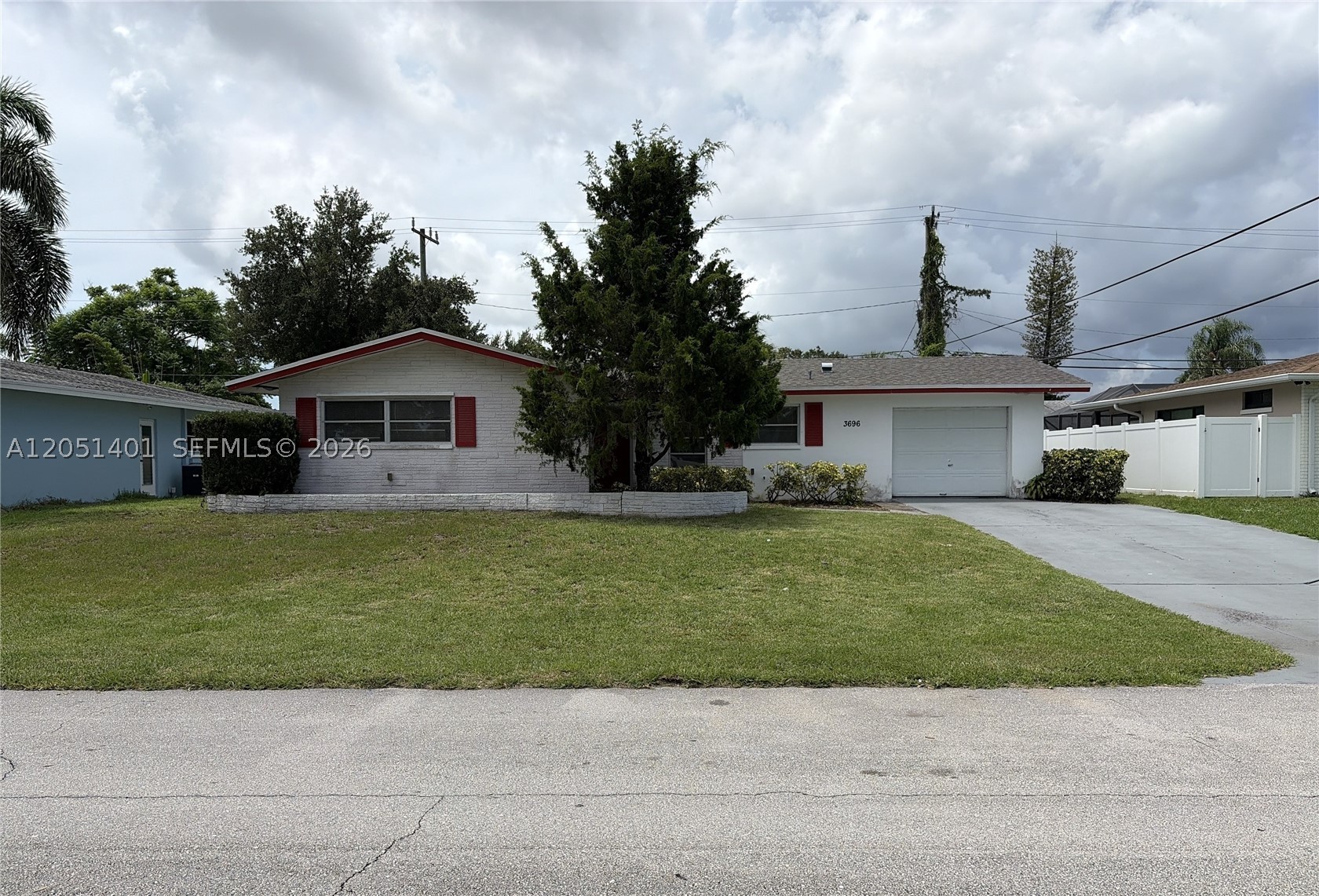 If a great location at an affordable value is important to you – then this Palm Beach Gardens CBS home is your
answer. Three bedrooms with a split plan for the primary bedroom with a private bathroom, plus a large, covered
patio to enjoy the outdoors and plenty of room in the back yard for your future swimming pool. Other features
include a one car garage, the kitchen and bathrooms that were updated in the past and so much more!