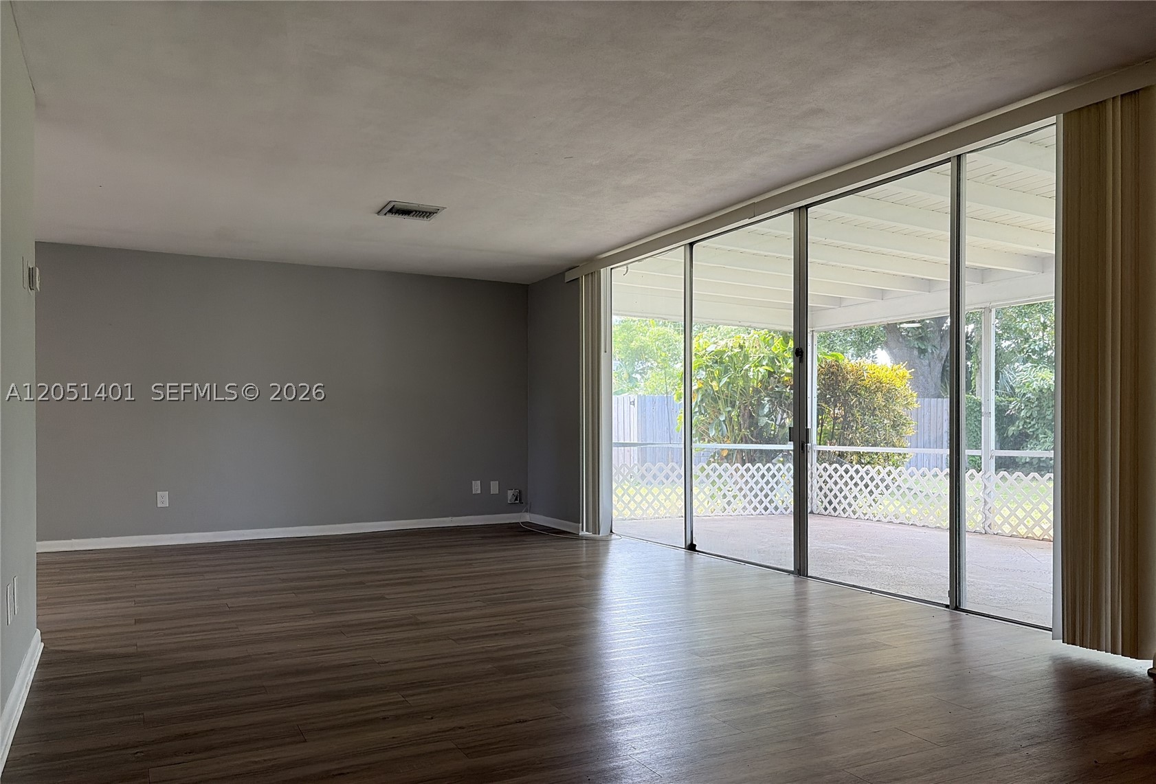PALM BEACH GARDENS 5 - Residential