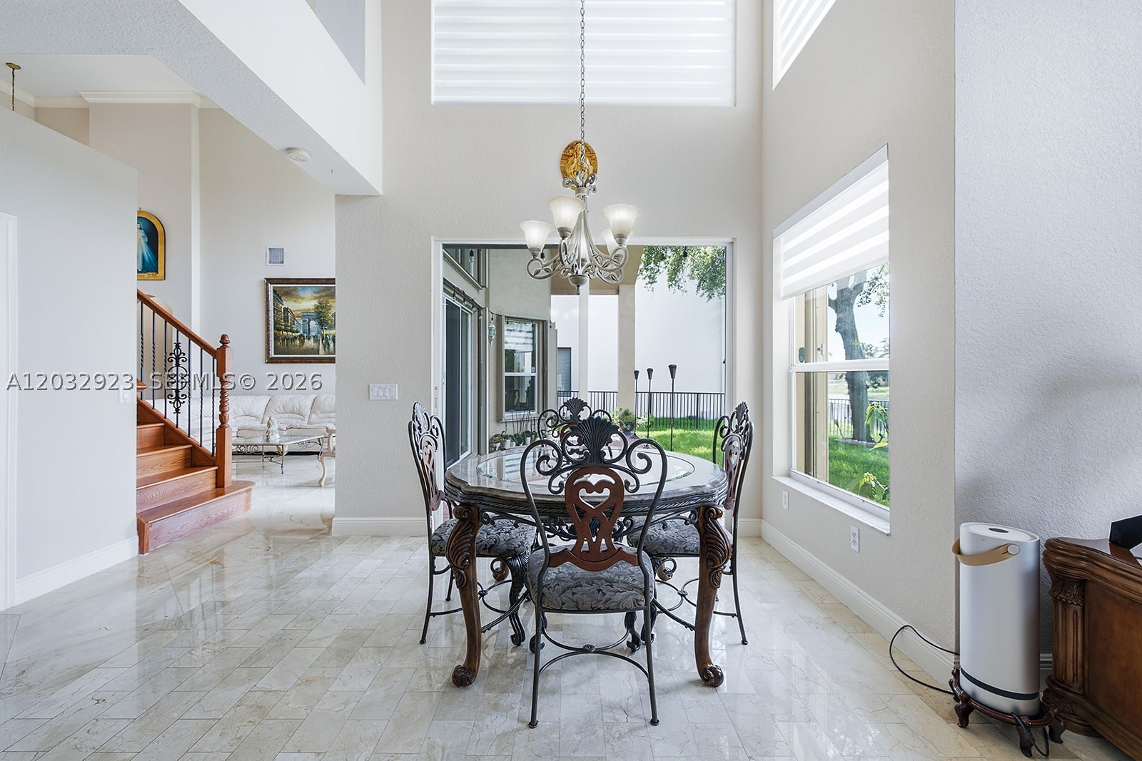 SUNSET LAKES PLAT THREE - Residential