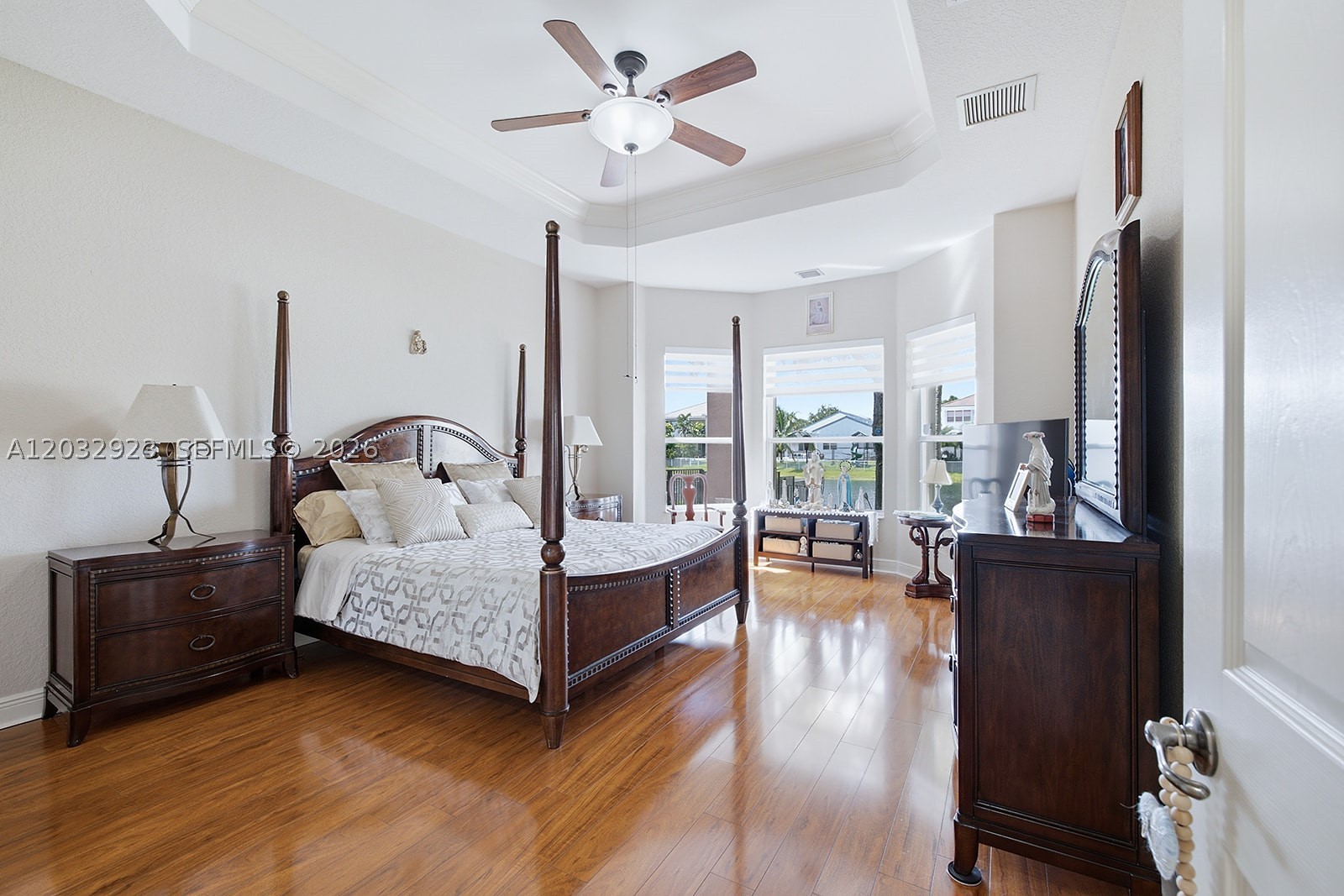 SUNSET LAKES PLAT THREE - Residential