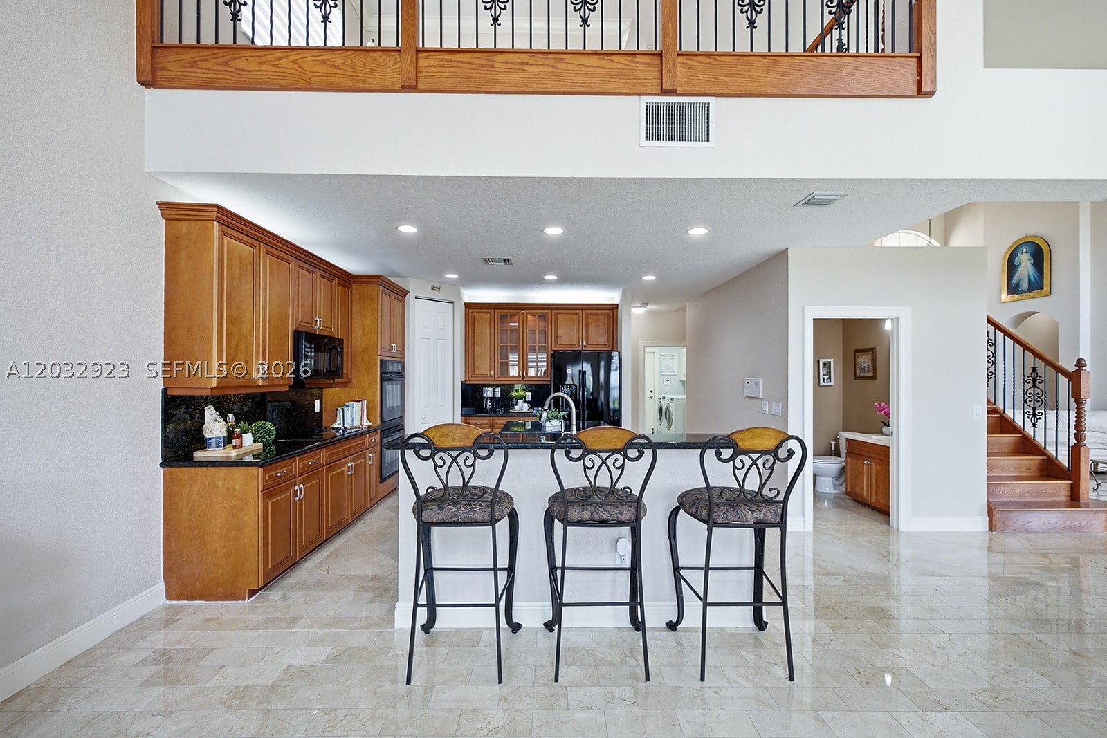 SUNSET LAKES PLAT THREE - Residential