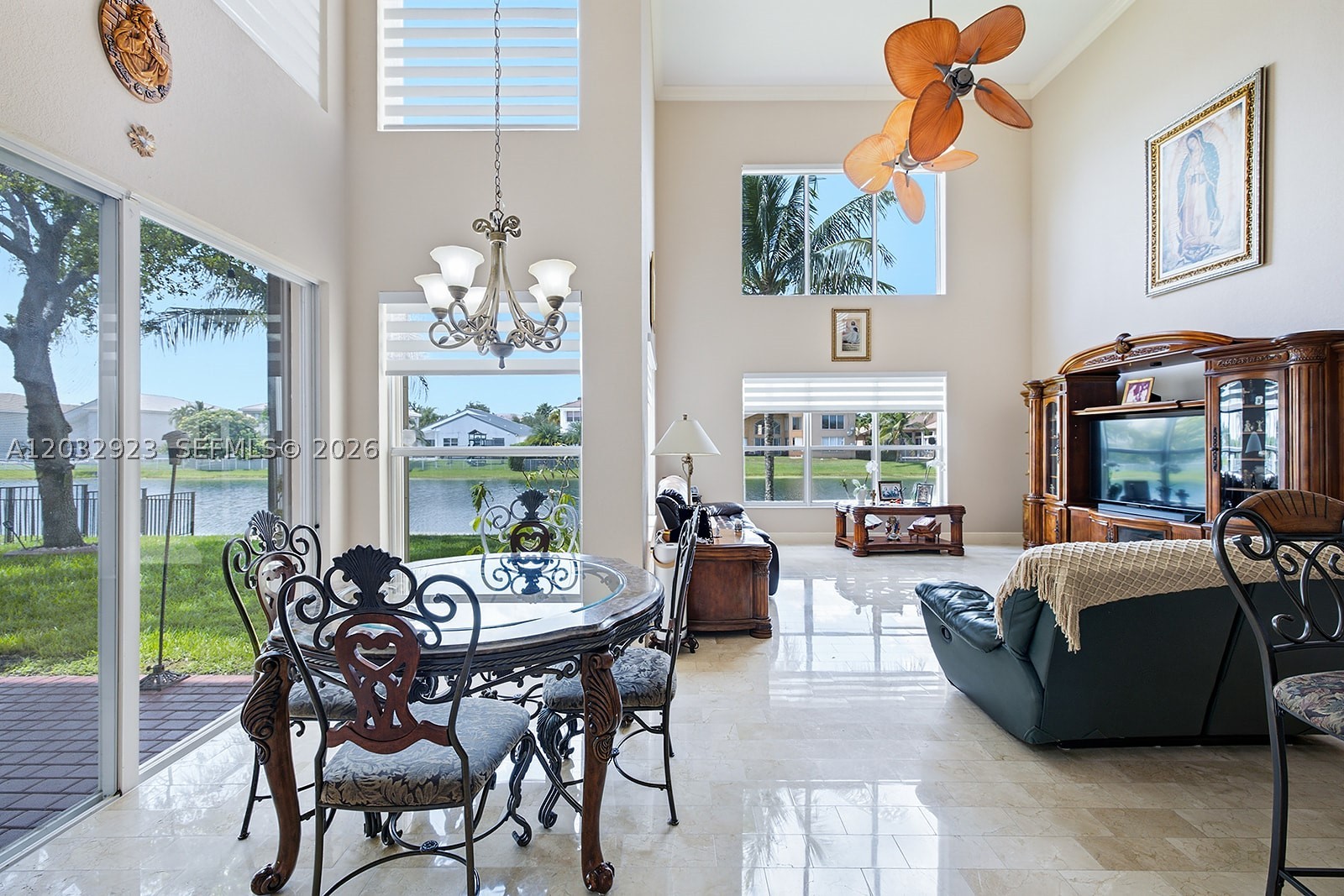 SUNSET LAKES PLAT THREE - Residential