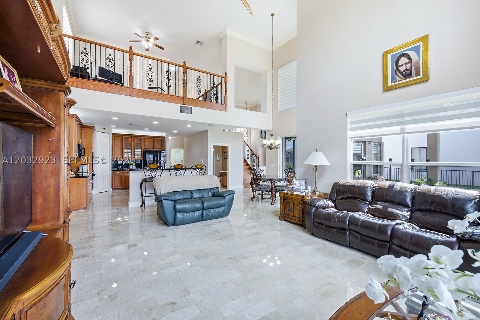 SUNSET LAKES PLAT THREE - Residential