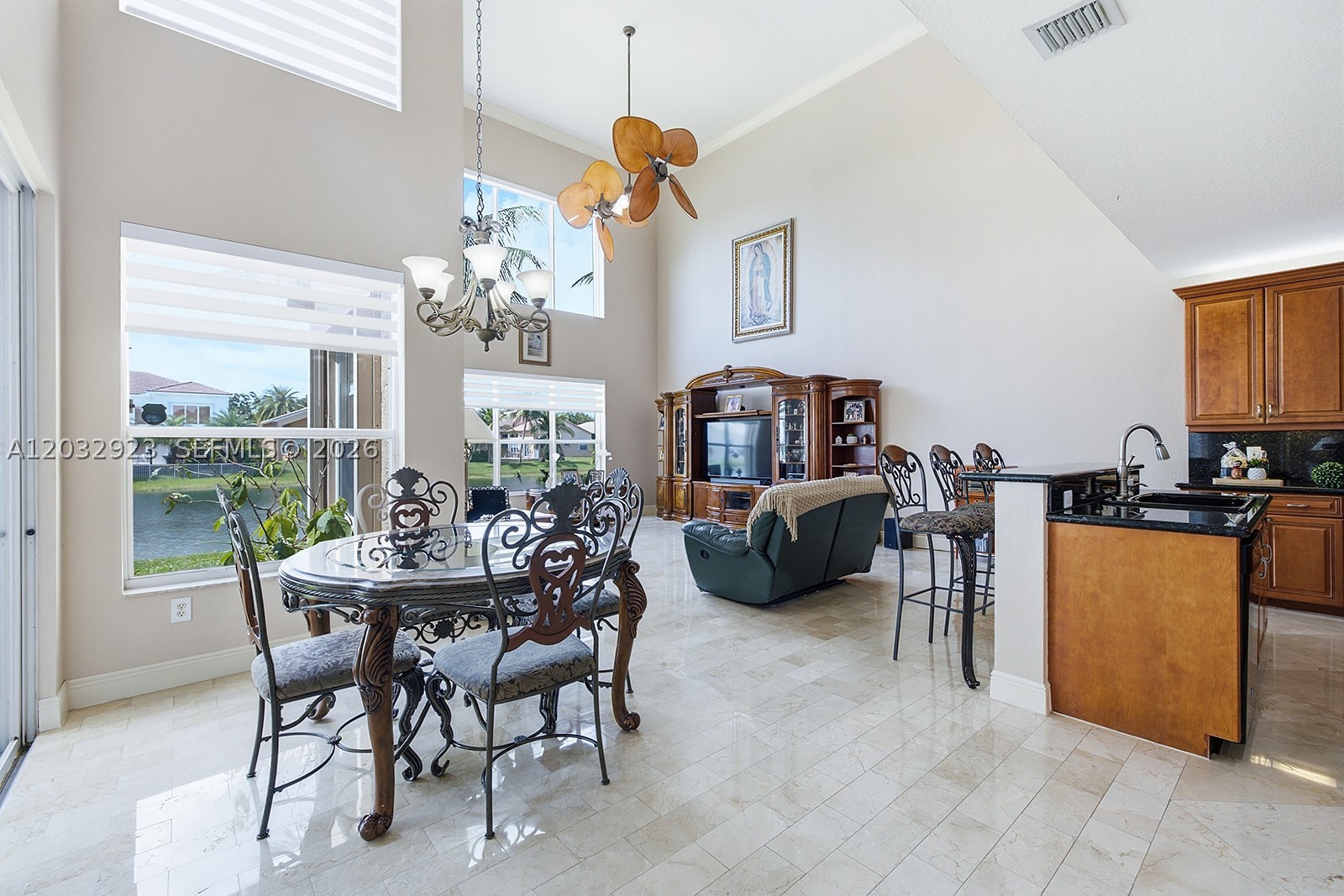 SUNSET LAKES PLAT THREE - Residential