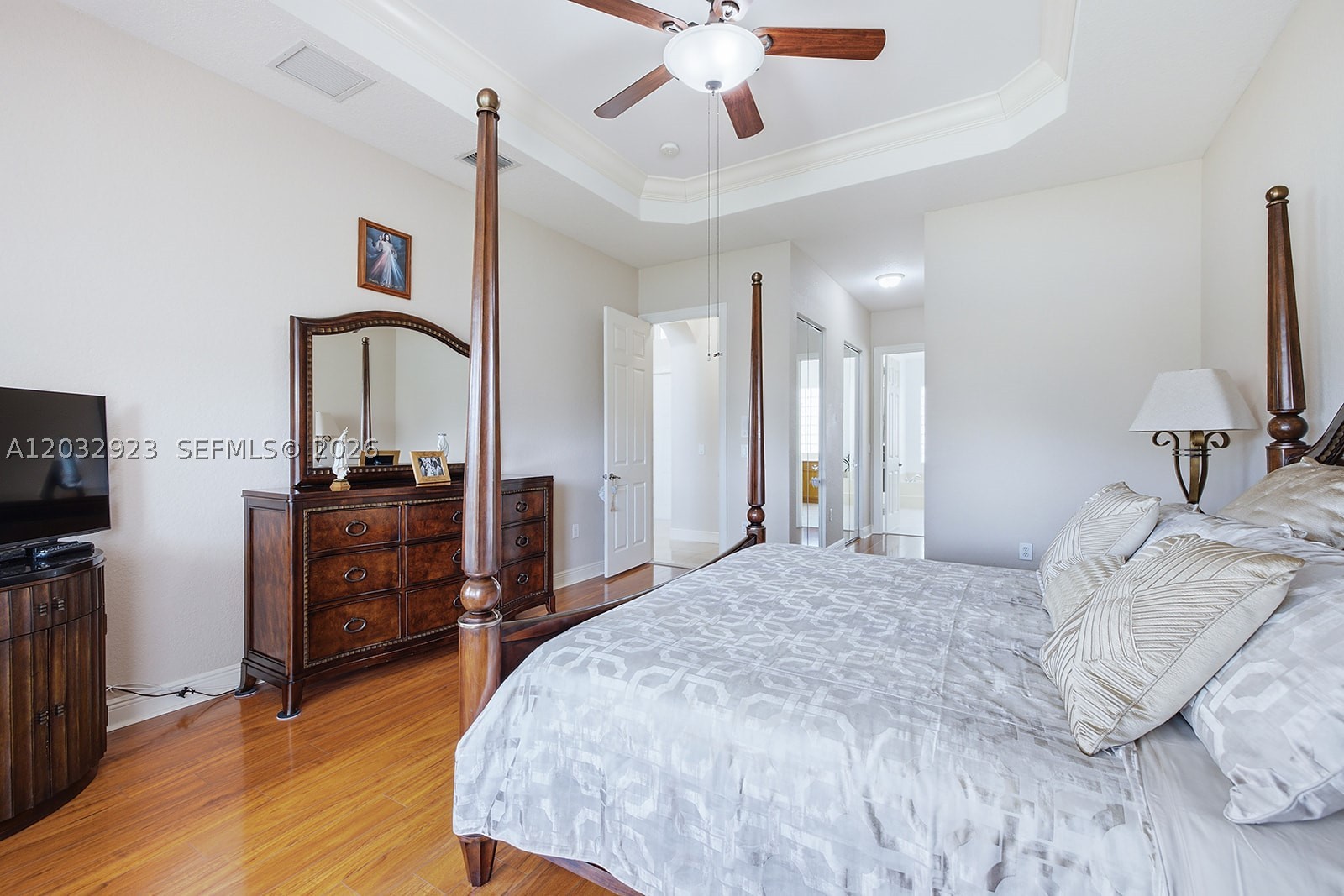 SUNSET LAKES PLAT THREE - Residential