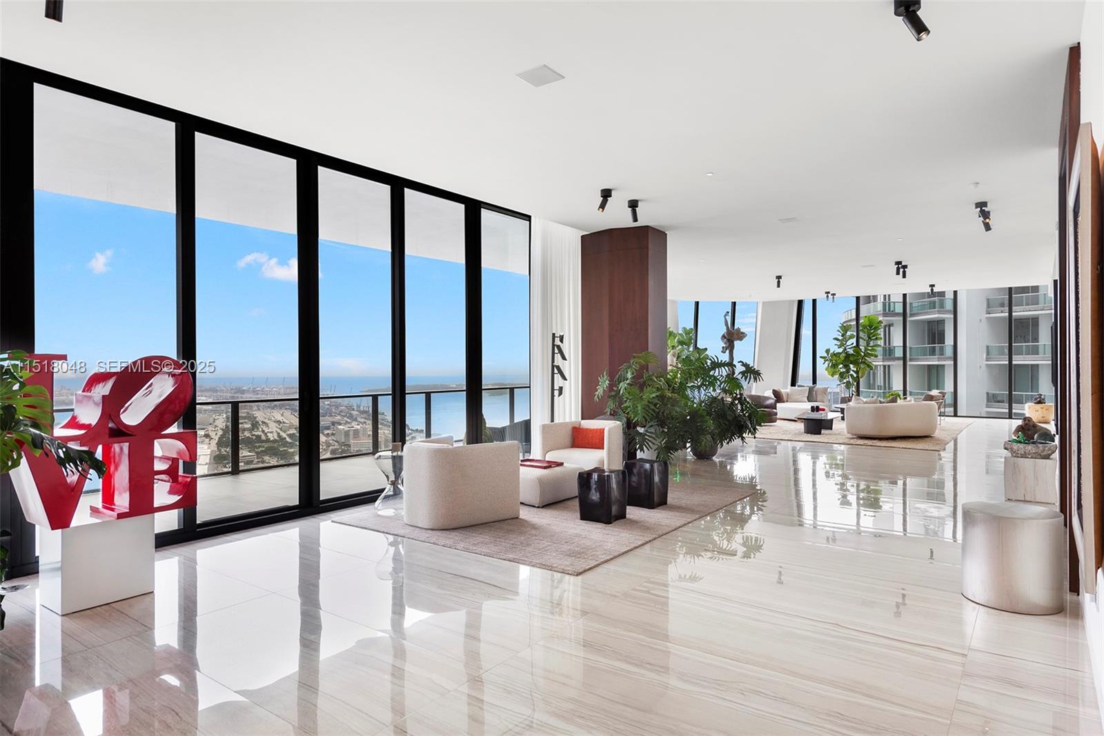 ONE THOUSAND MUSEUM CONDO - Residential