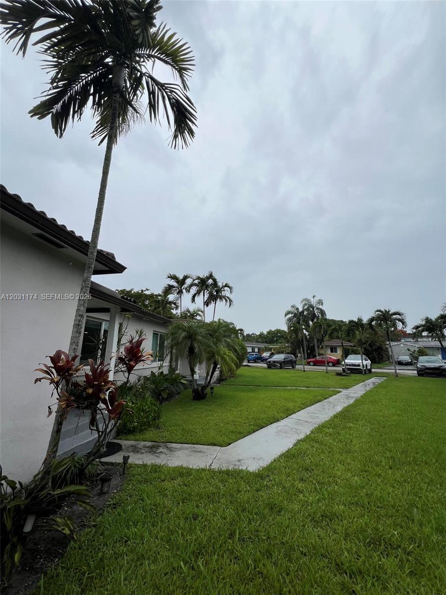 DAVIS ADDN TO BISC PARK V - Residential Lease