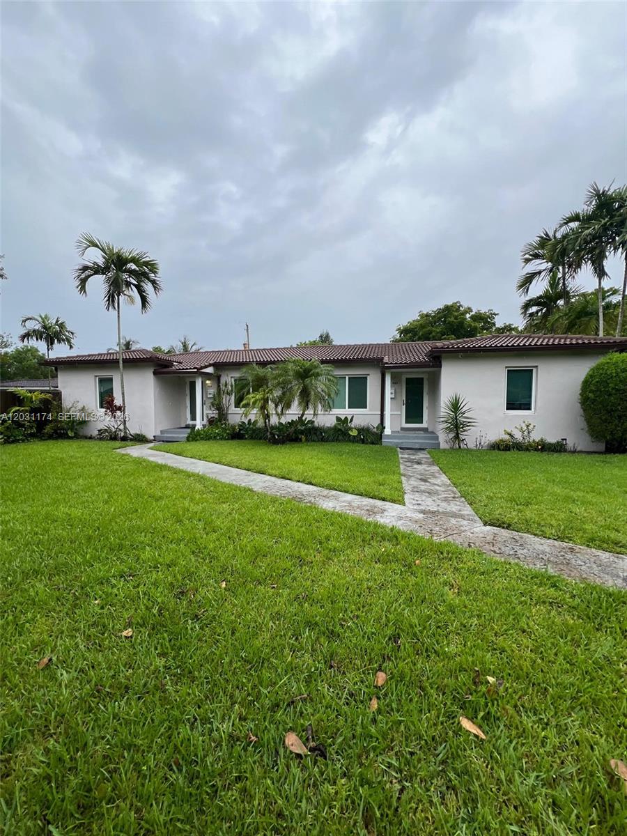 DAVIS ADDN TO BISC PARK V - Residential Lease