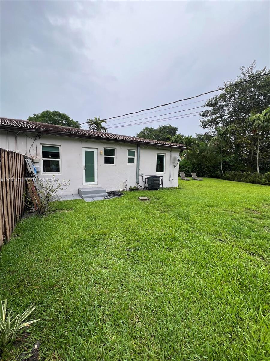 DAVIS ADDN TO BISC PARK V - Residential Lease