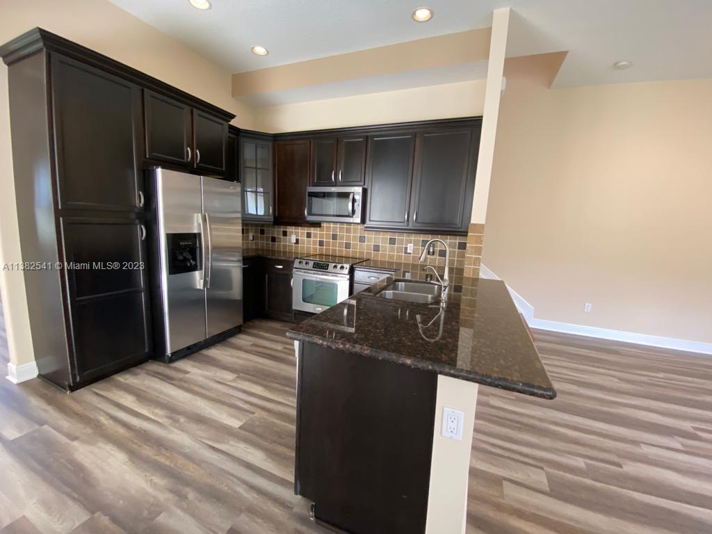 MONTERRA PLAT - Residential Lease
