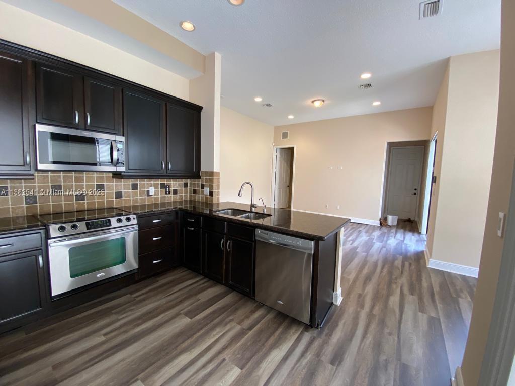 MONTERRA PLAT - Residential Lease