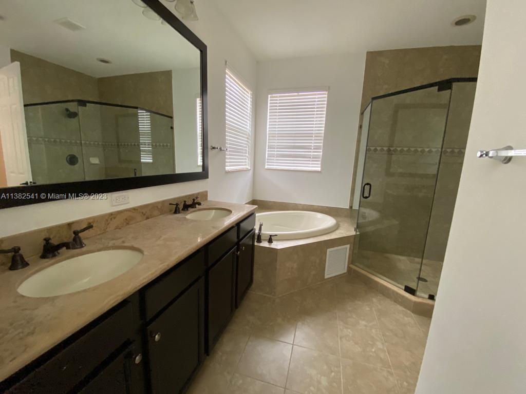 MONTERRA PLAT - Residential Lease