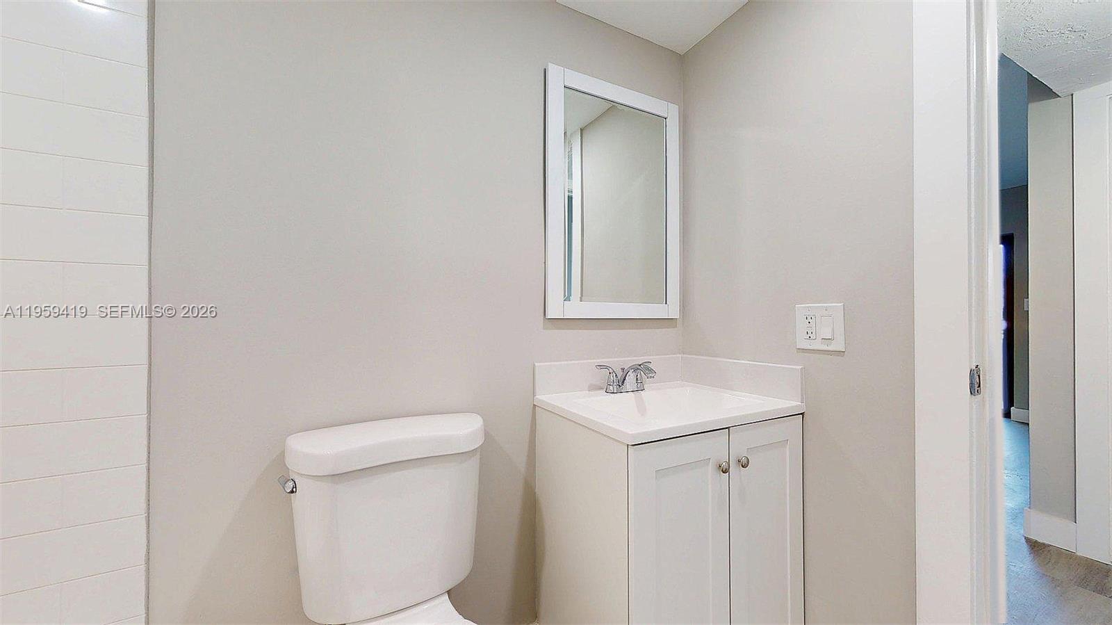BRICKELL RIVERVIEW - Residential Income