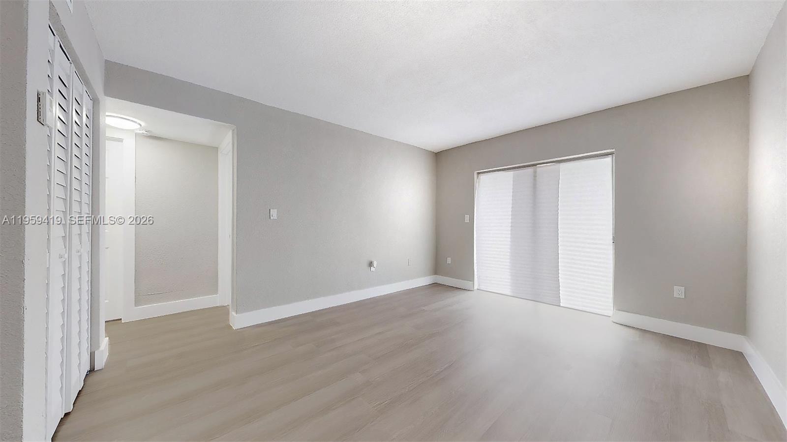BRICKELL RIVERVIEW - Residential Income