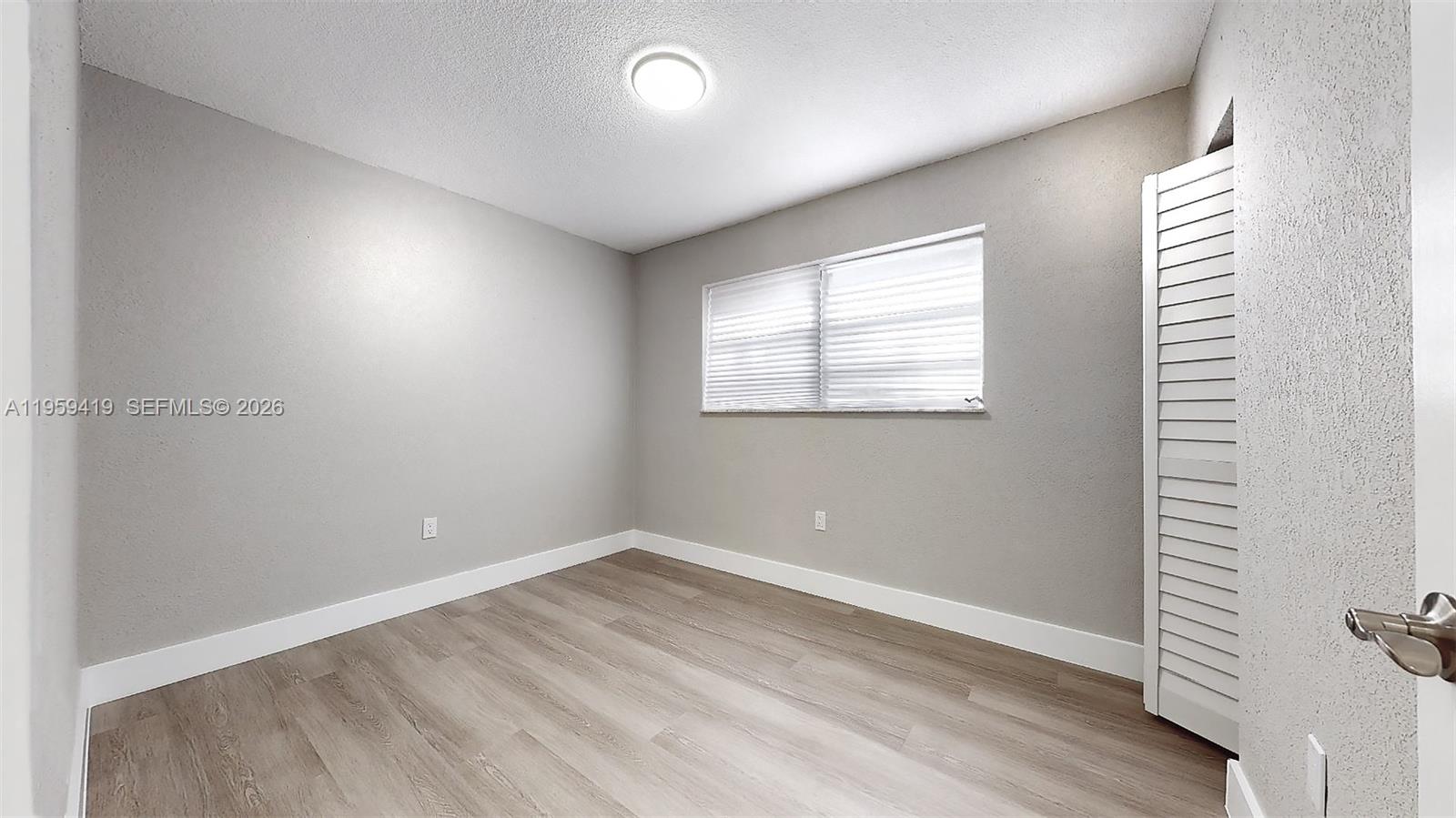 BRICKELL RIVERVIEW - Residential Income