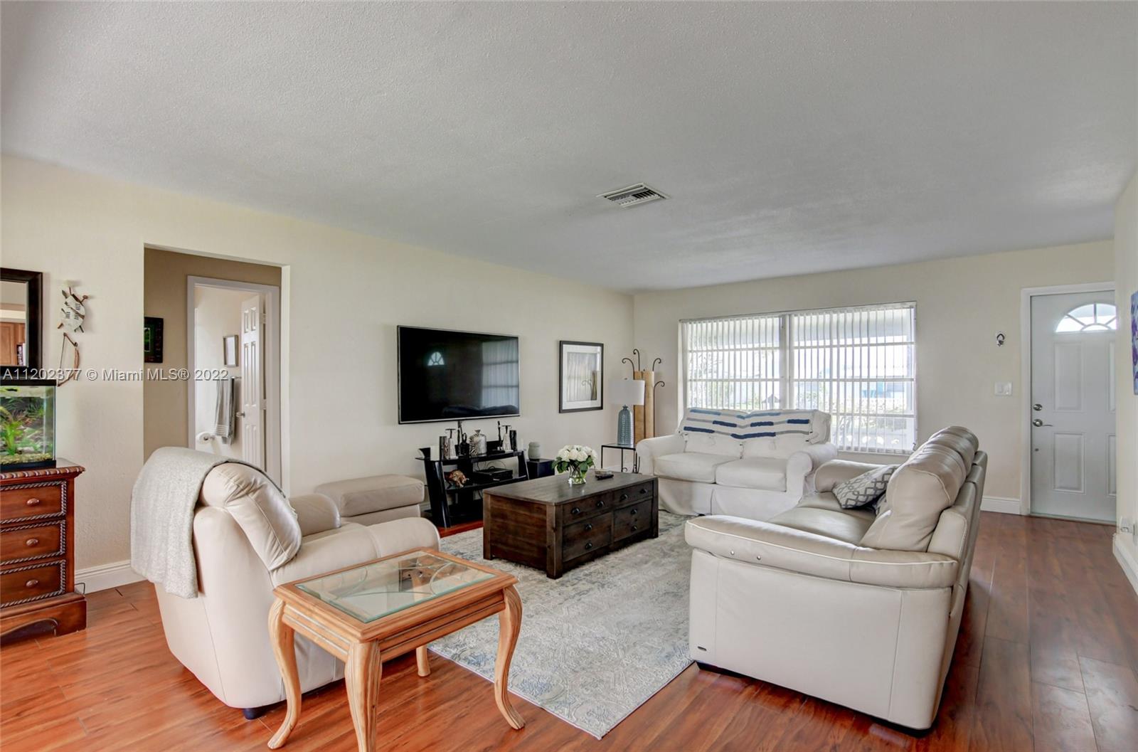 PALM BEACH LEISUREVILLE R - Residential