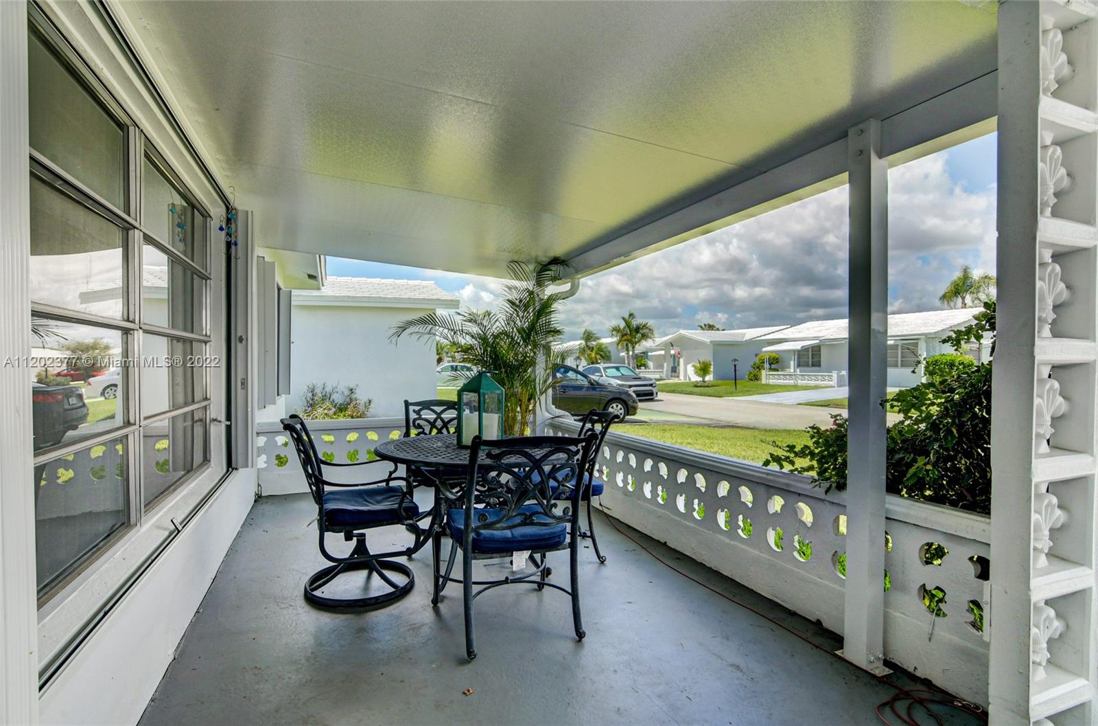 PALM BEACH LEISUREVILLE R - Residential