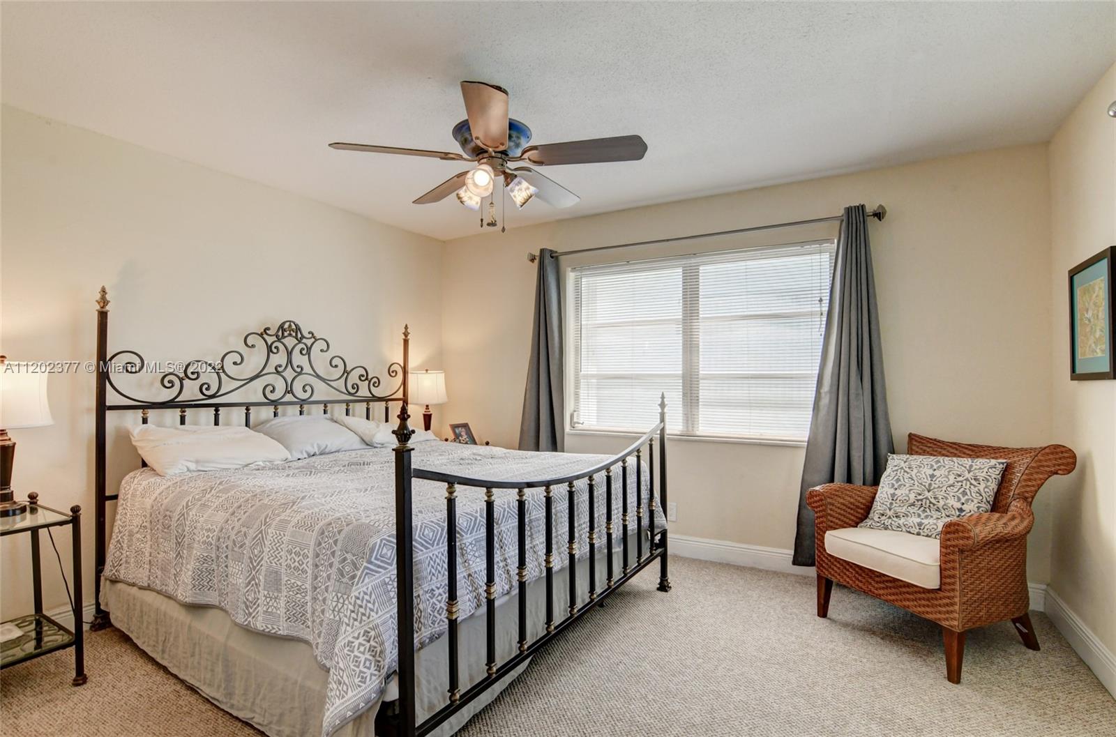 PALM BEACH LEISUREVILLE R - Residential