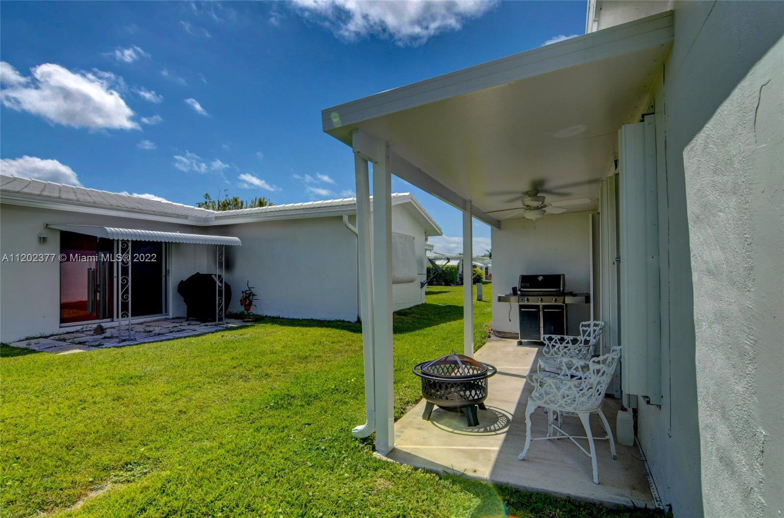 PALM BEACH LEISUREVILLE R - Residential