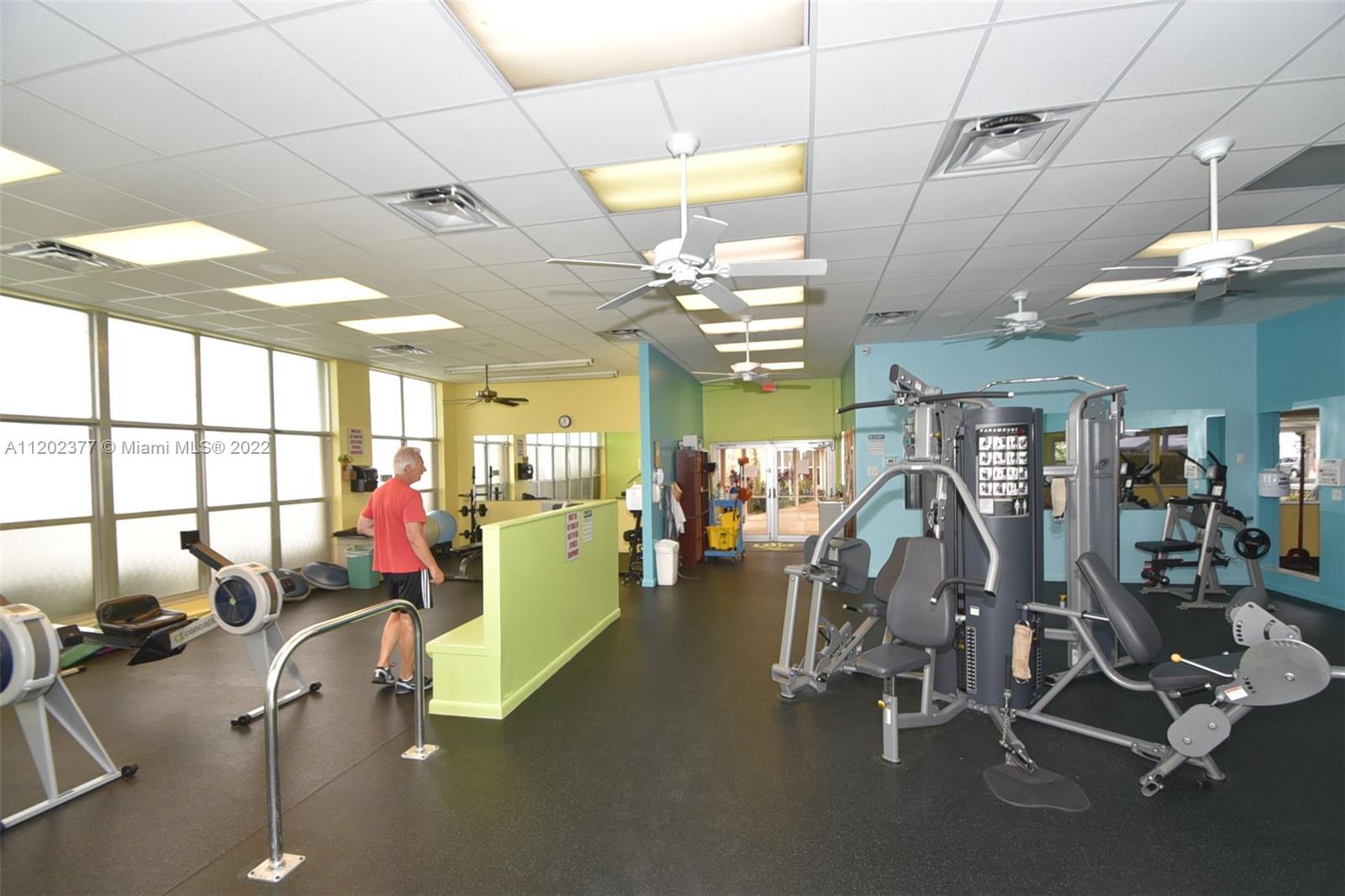 PALM BEACH LEISUREVILLE R - Residential