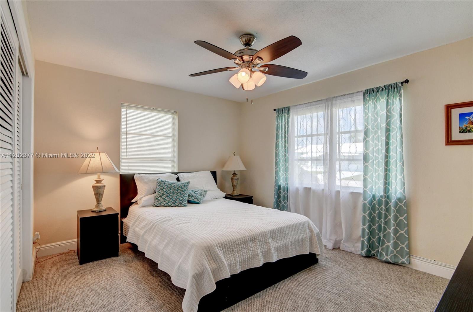 PALM BEACH LEISUREVILLE R - Residential
