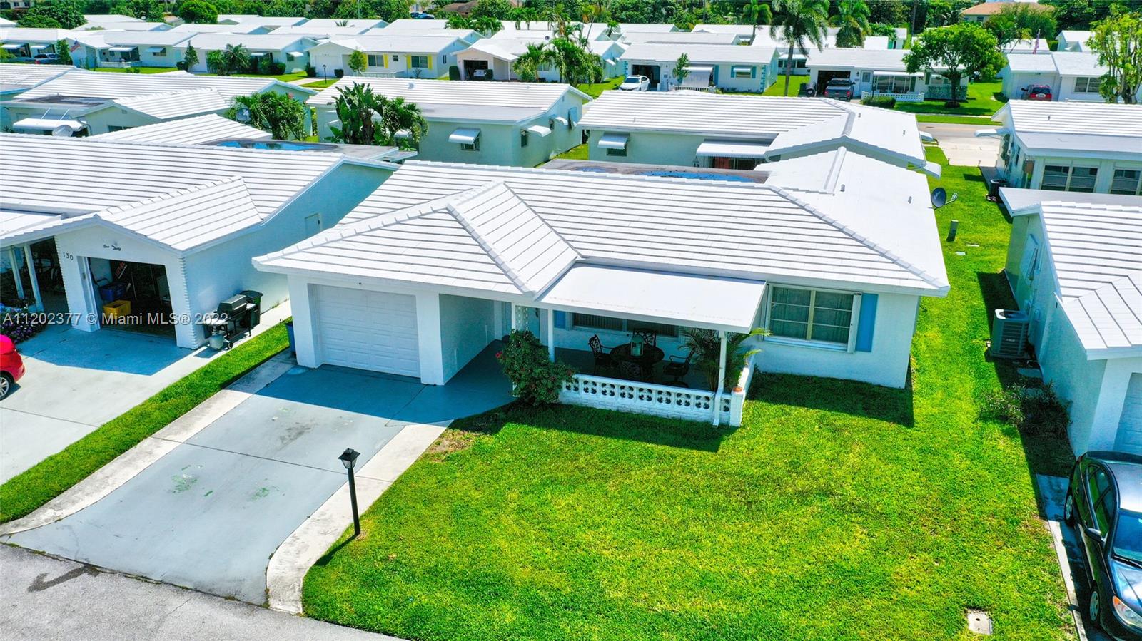 PALM BEACH LEISUREVILLE R - Residential