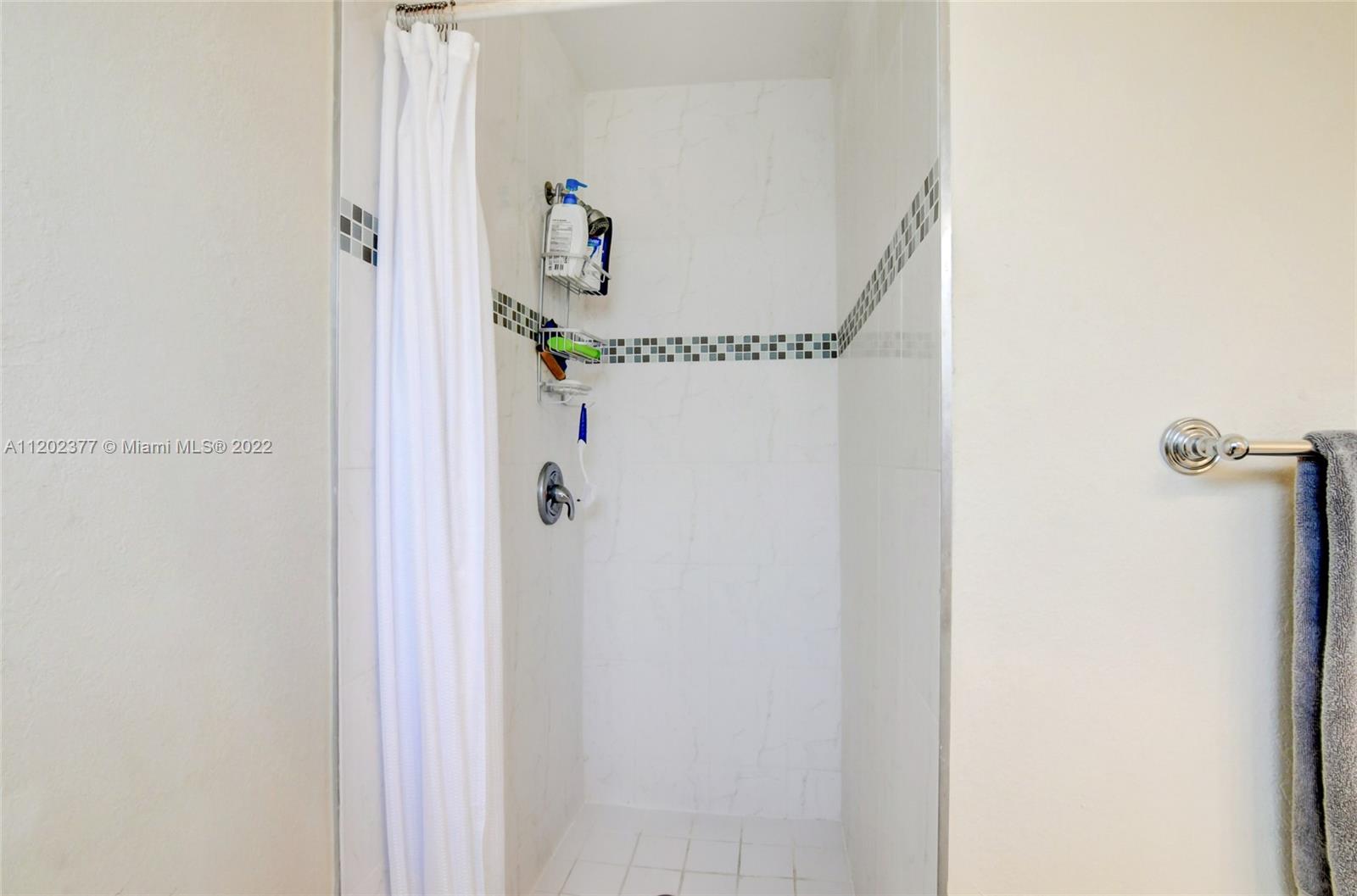 PALM BEACH LEISUREVILLE R - Residential