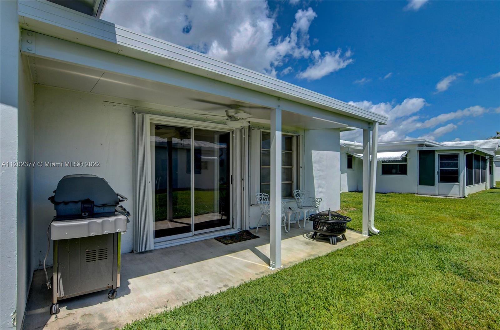 PALM BEACH LEISUREVILLE R - Residential