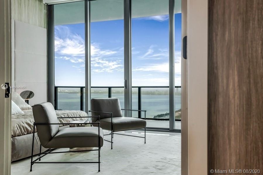ONE PARAISO CONDO - Residential
