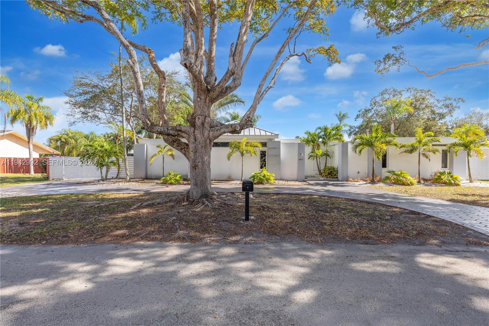 OMNI ESTATES 2ND ADDN - Residential