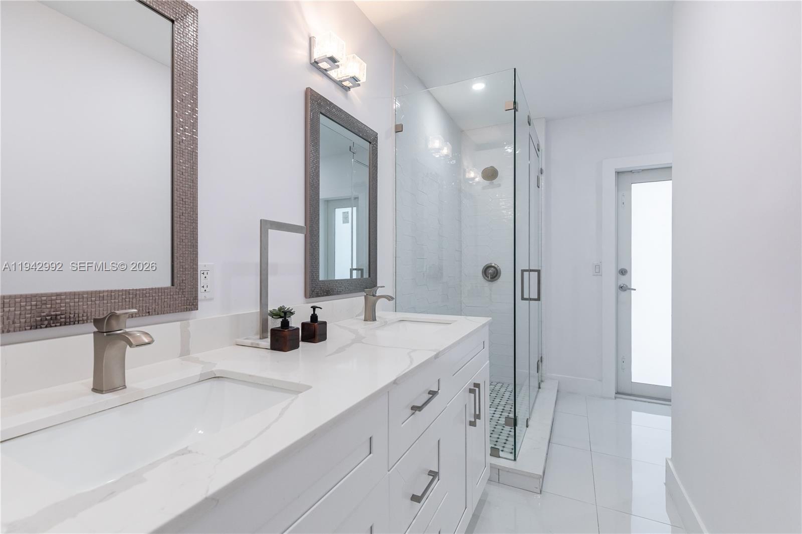 OMNI ESTATES 2ND ADDN - Residential