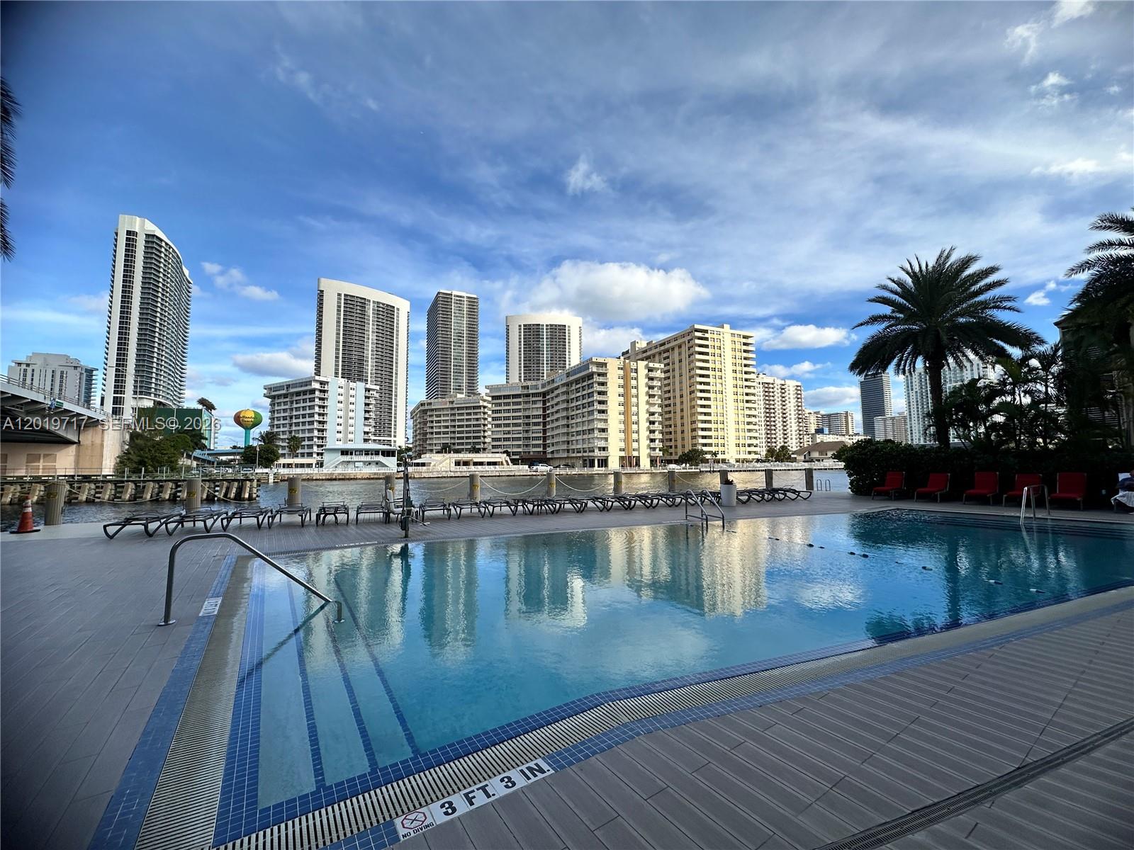 BEACHWALK CONDOMINIUM - Residential