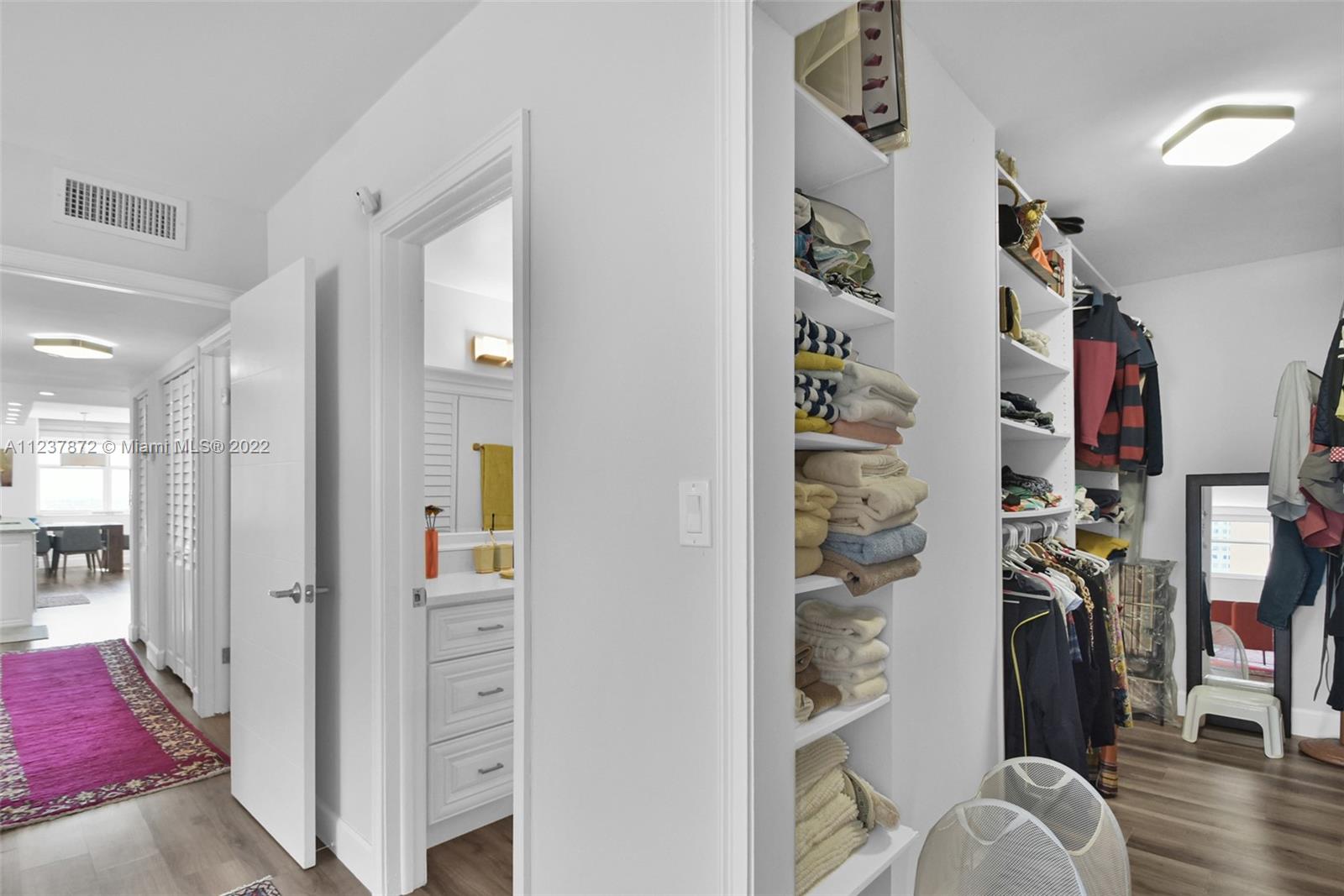 OXFORD TOWERS CONDO - Residential
