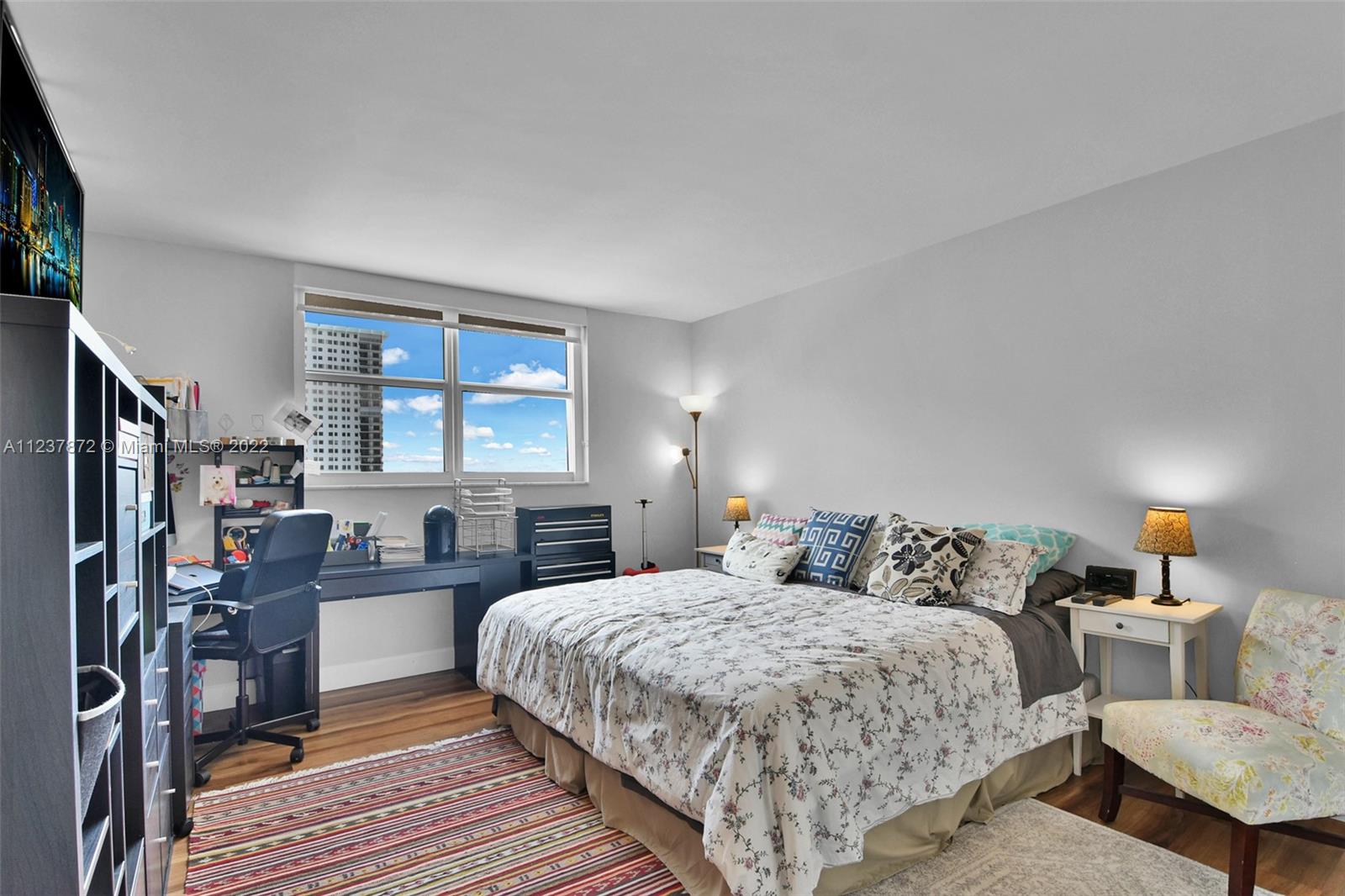 OXFORD TOWERS CONDO - Residential