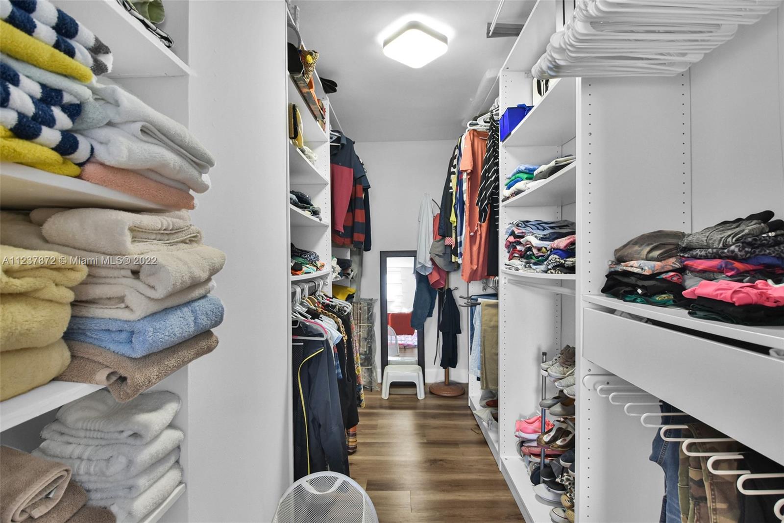 OXFORD TOWERS CONDO - Residential