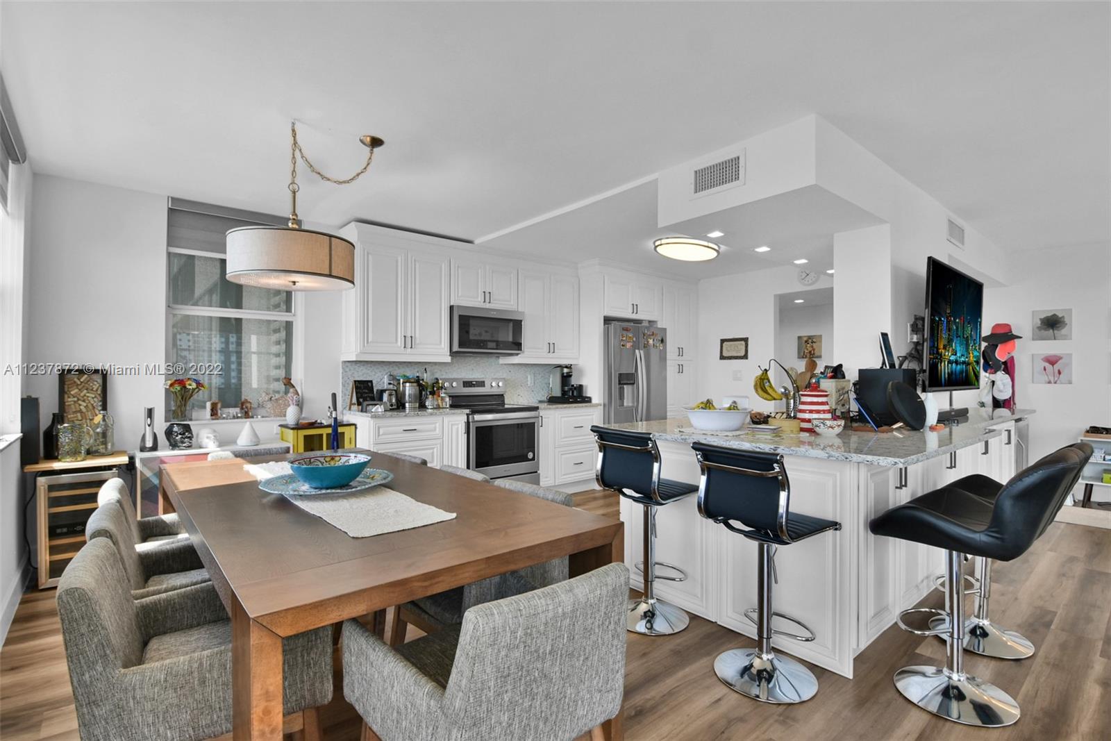 OXFORD TOWERS CONDO - Residential