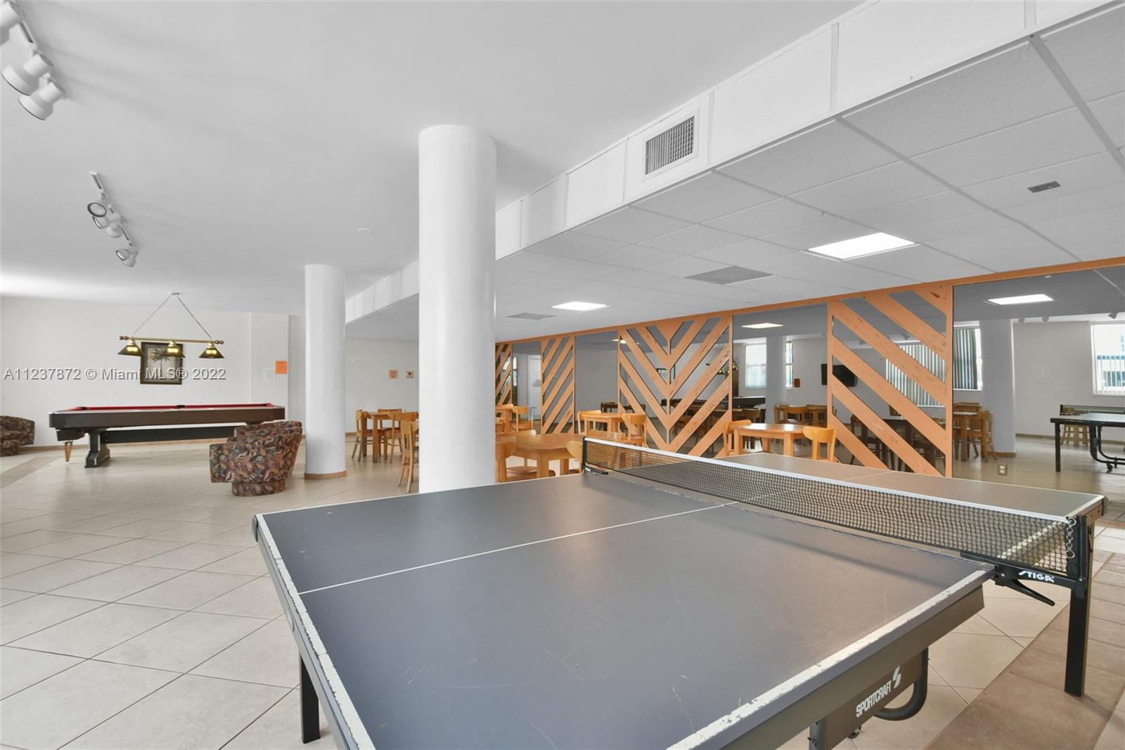 OXFORD TOWERS CONDO - Residential