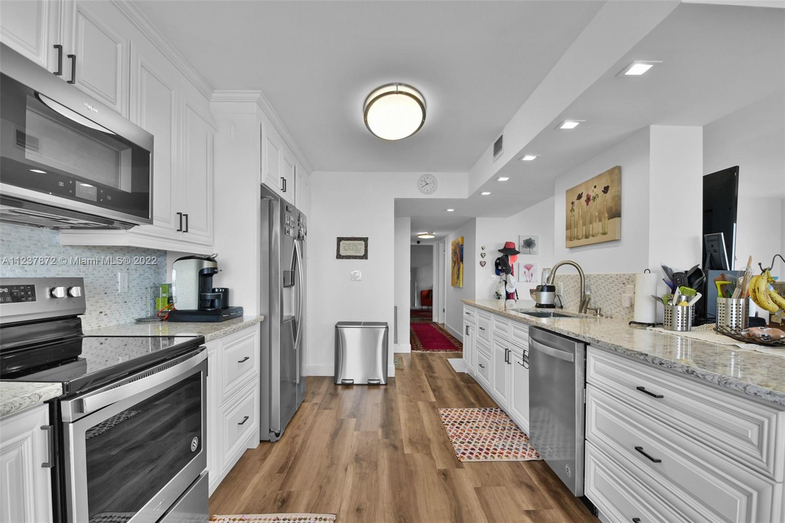 OXFORD TOWERS CONDO - Residential