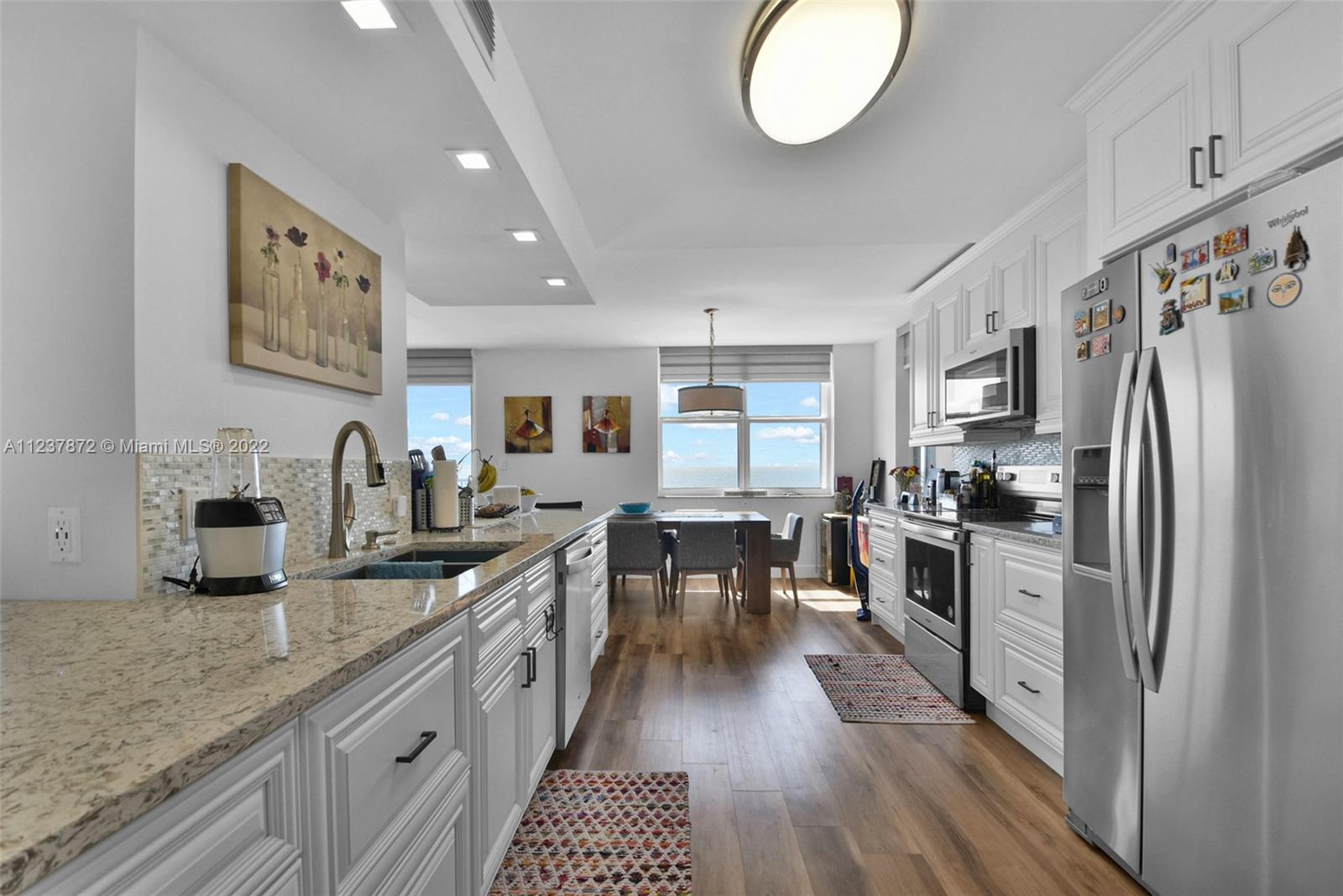 OXFORD TOWERS CONDO - Residential