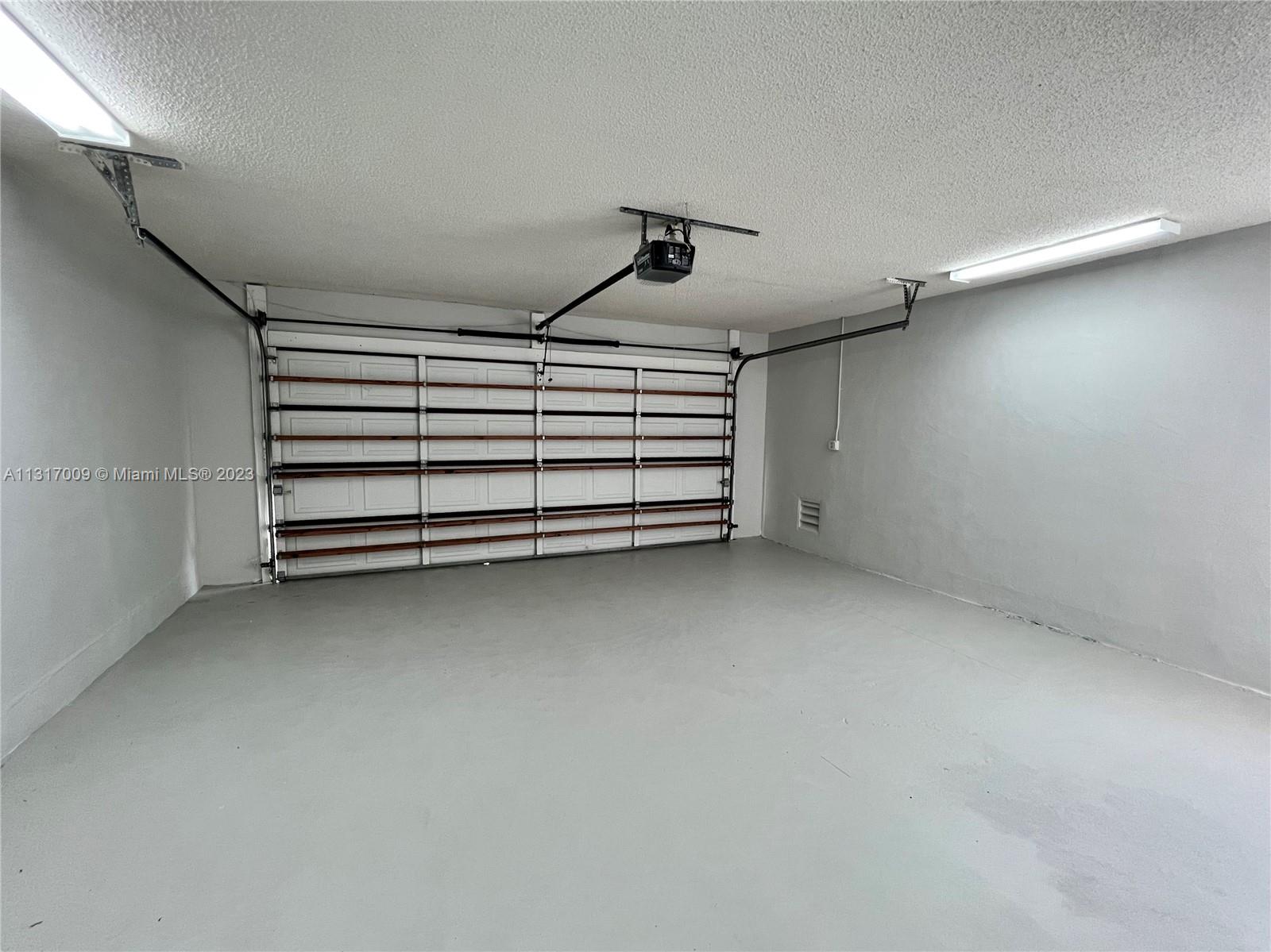 CENTRAL DANIA HEIGHTS - Residential Lease