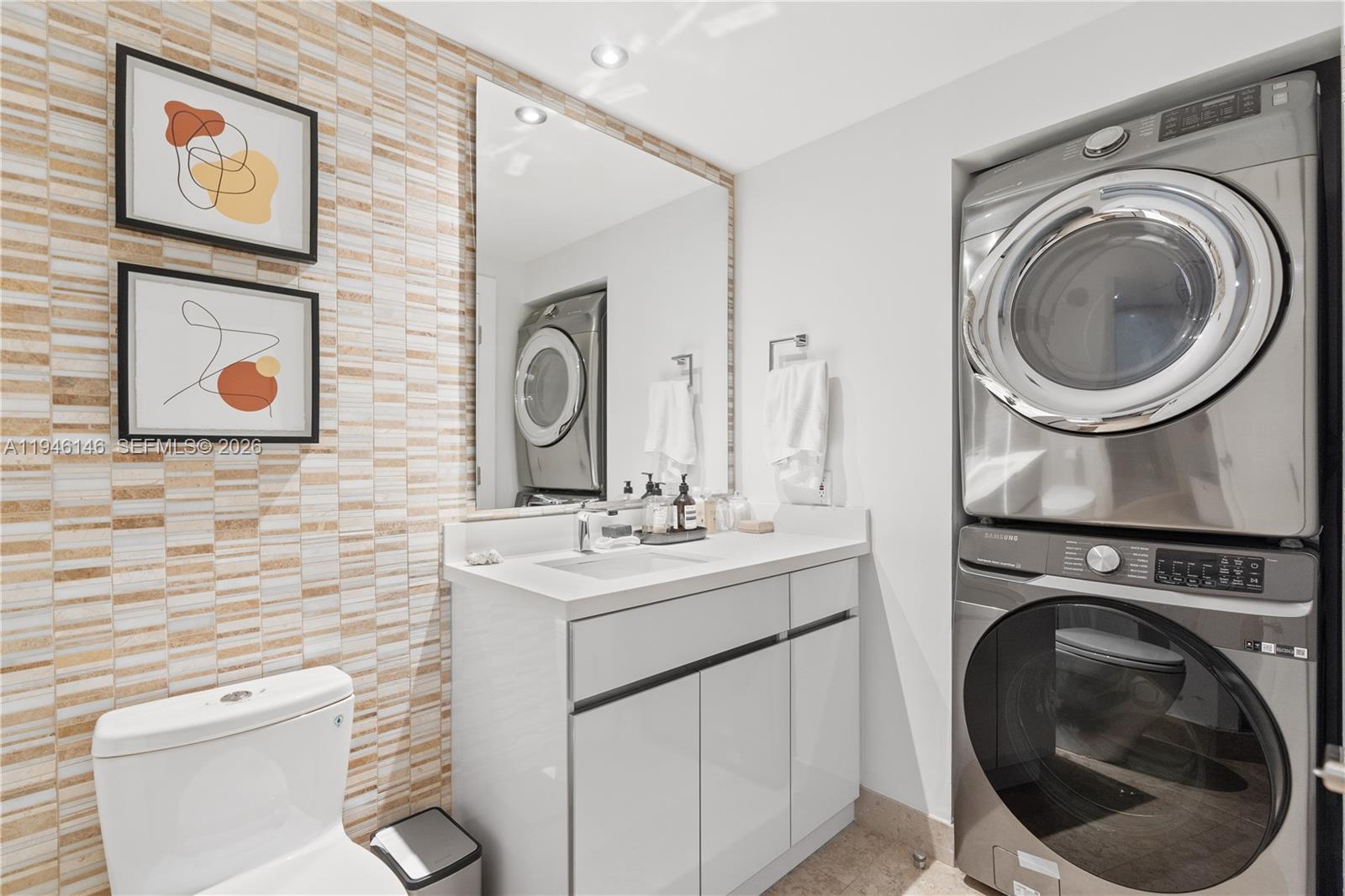 BLUE DIAMOND CONDO - Residential