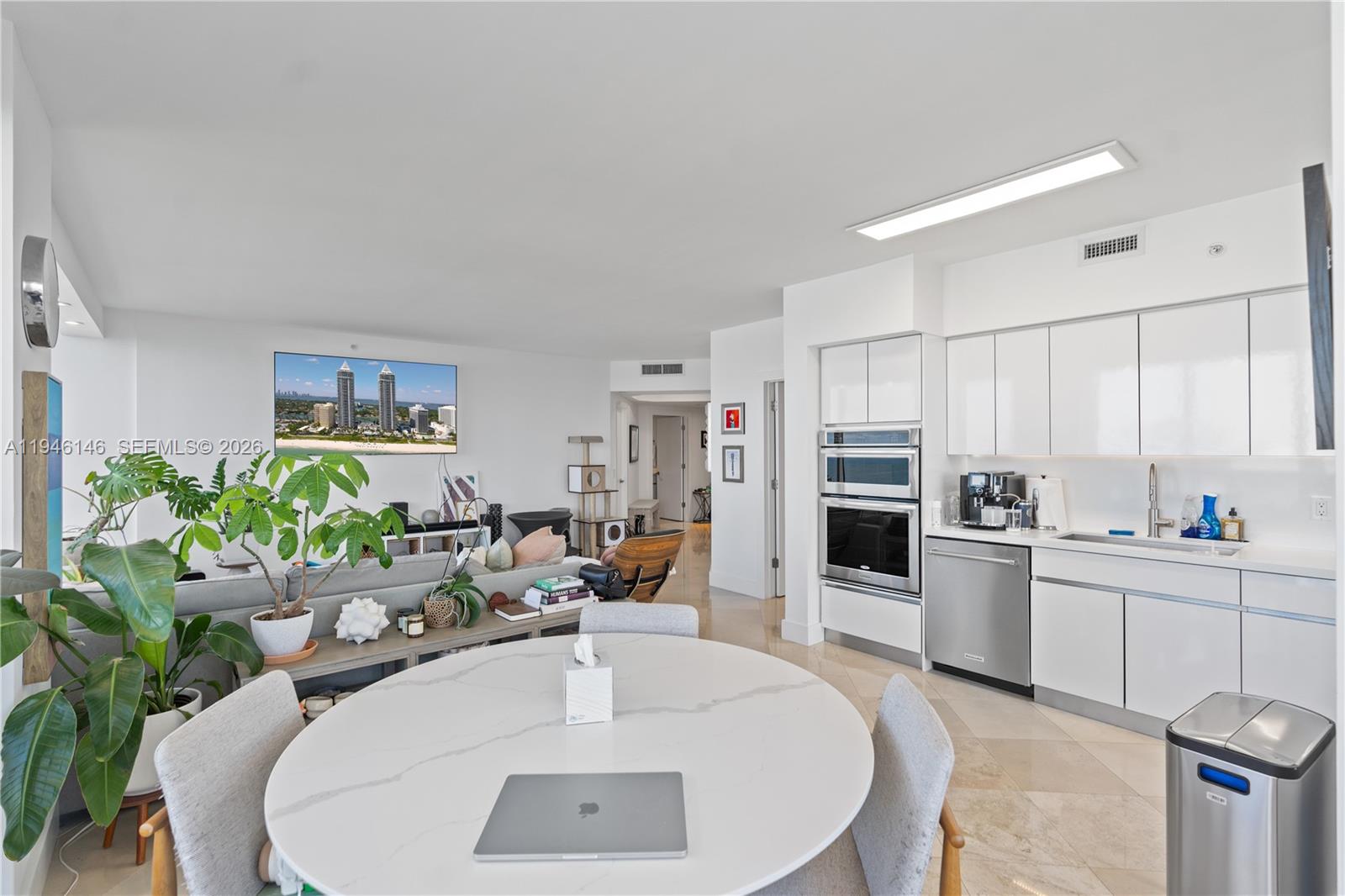 BLUE DIAMOND CONDO - Residential