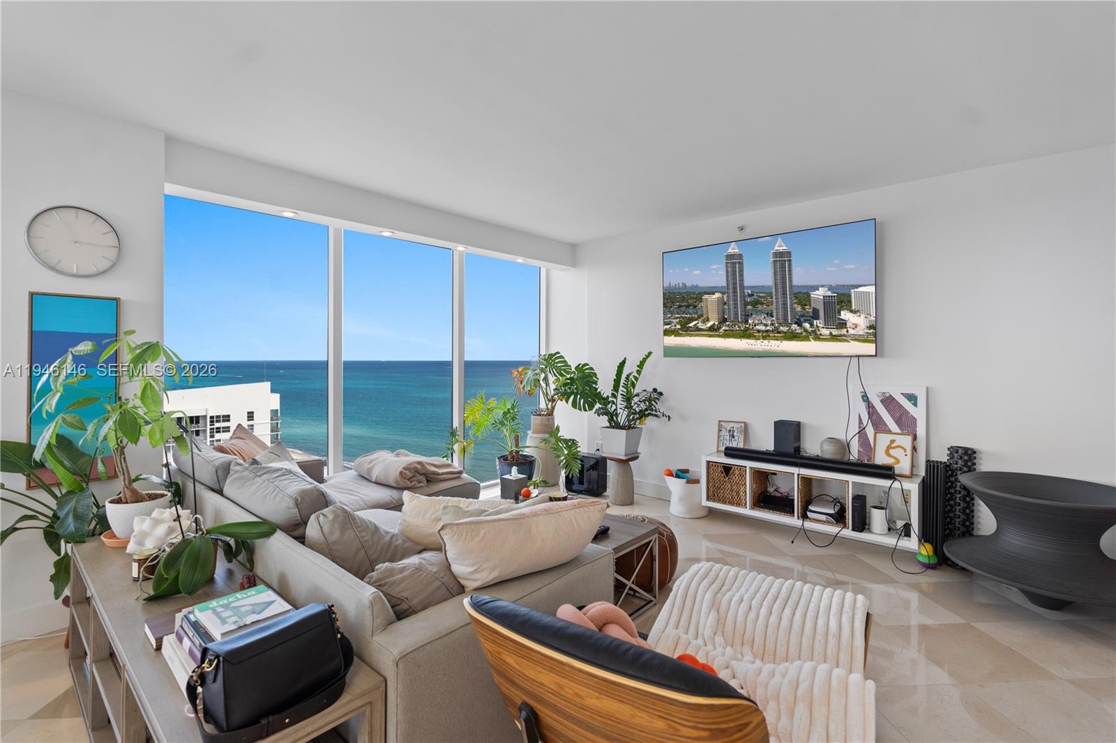 BLUE DIAMOND CONDO - Residential