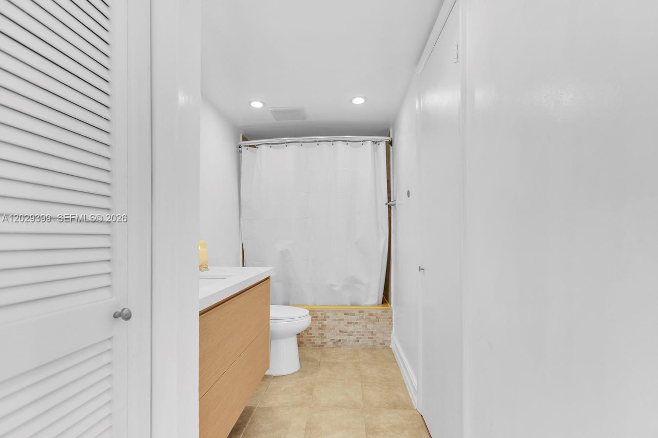 EASTERN PARKVIEW CONDO - Residential