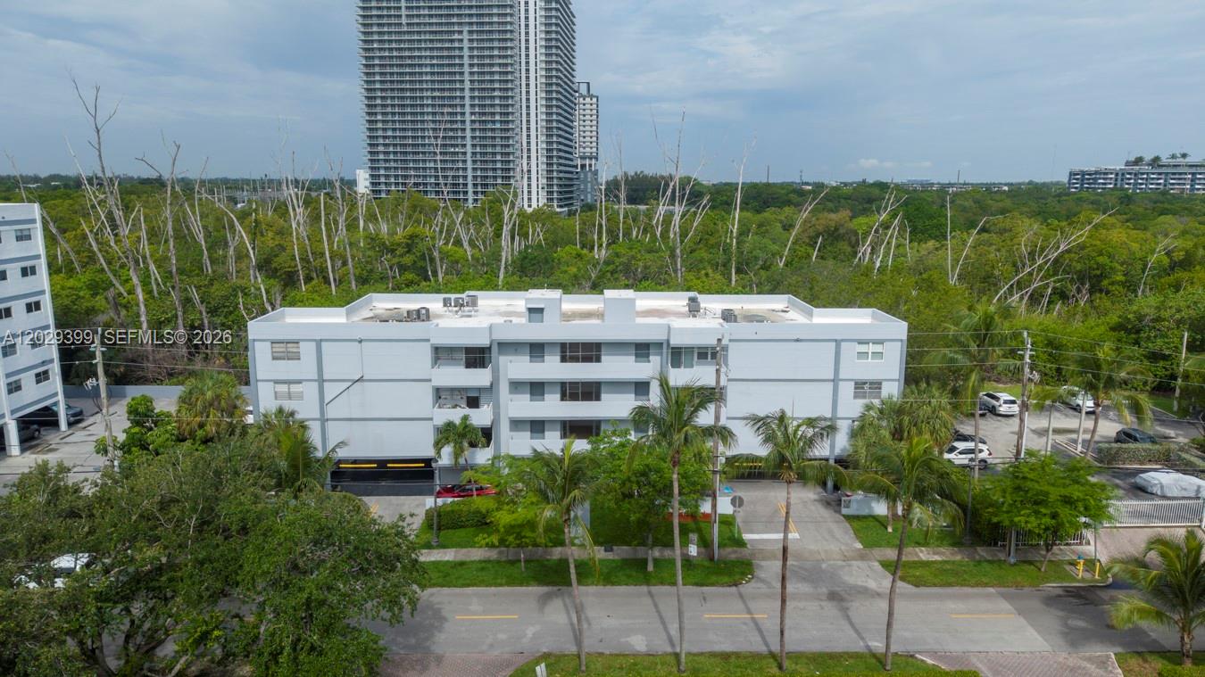 EASTERN PARKVIEW CONDO - Residential